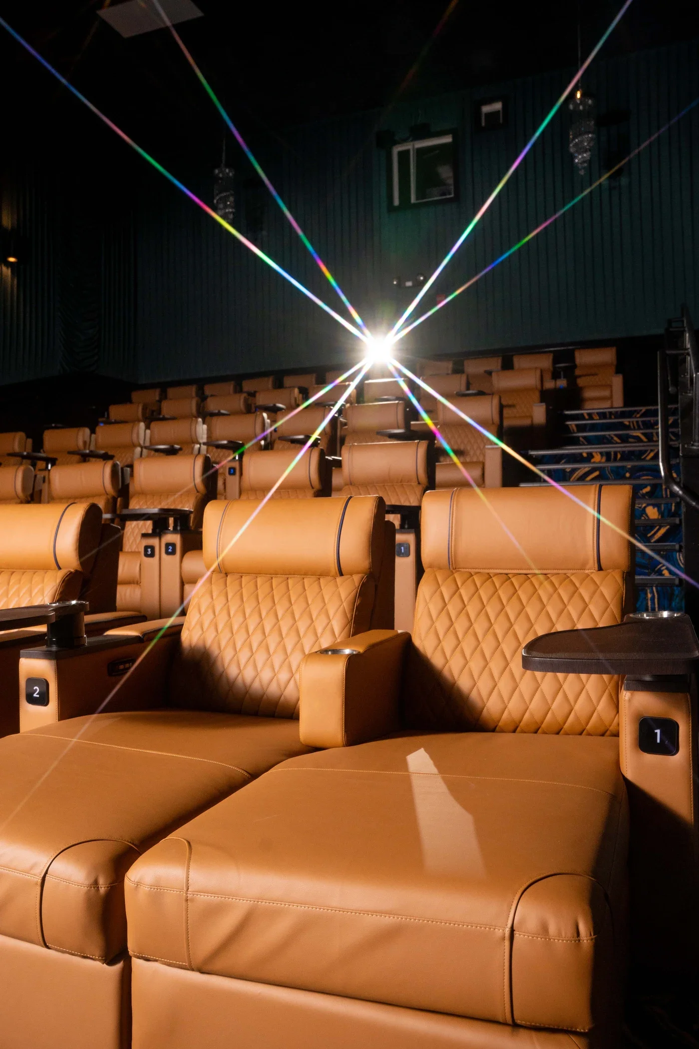 Arnold's All Inclusive 2025-26-2295-WEBREADY.webp