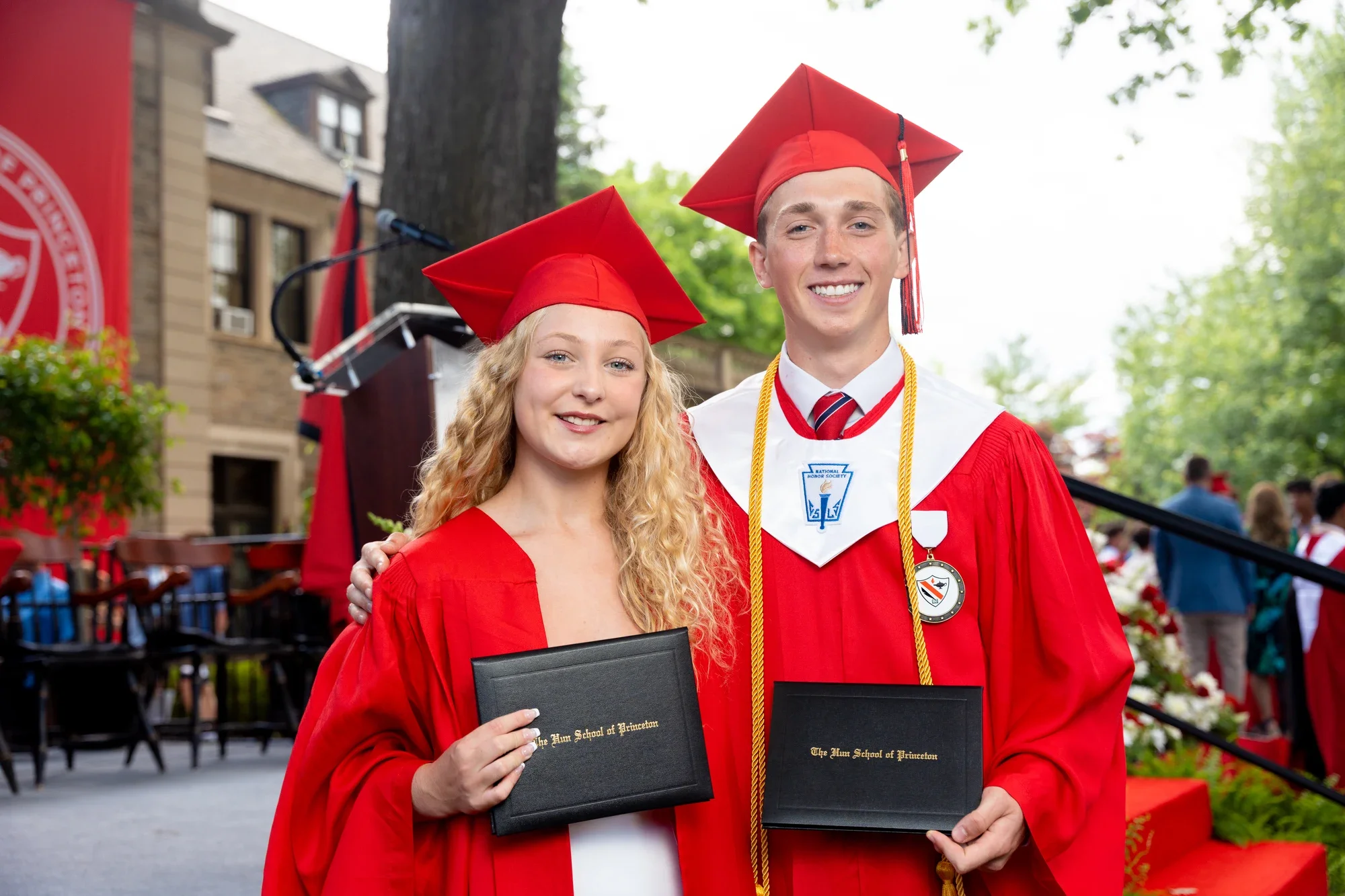 HUNGRAD202466 2-WEBREADY.webp