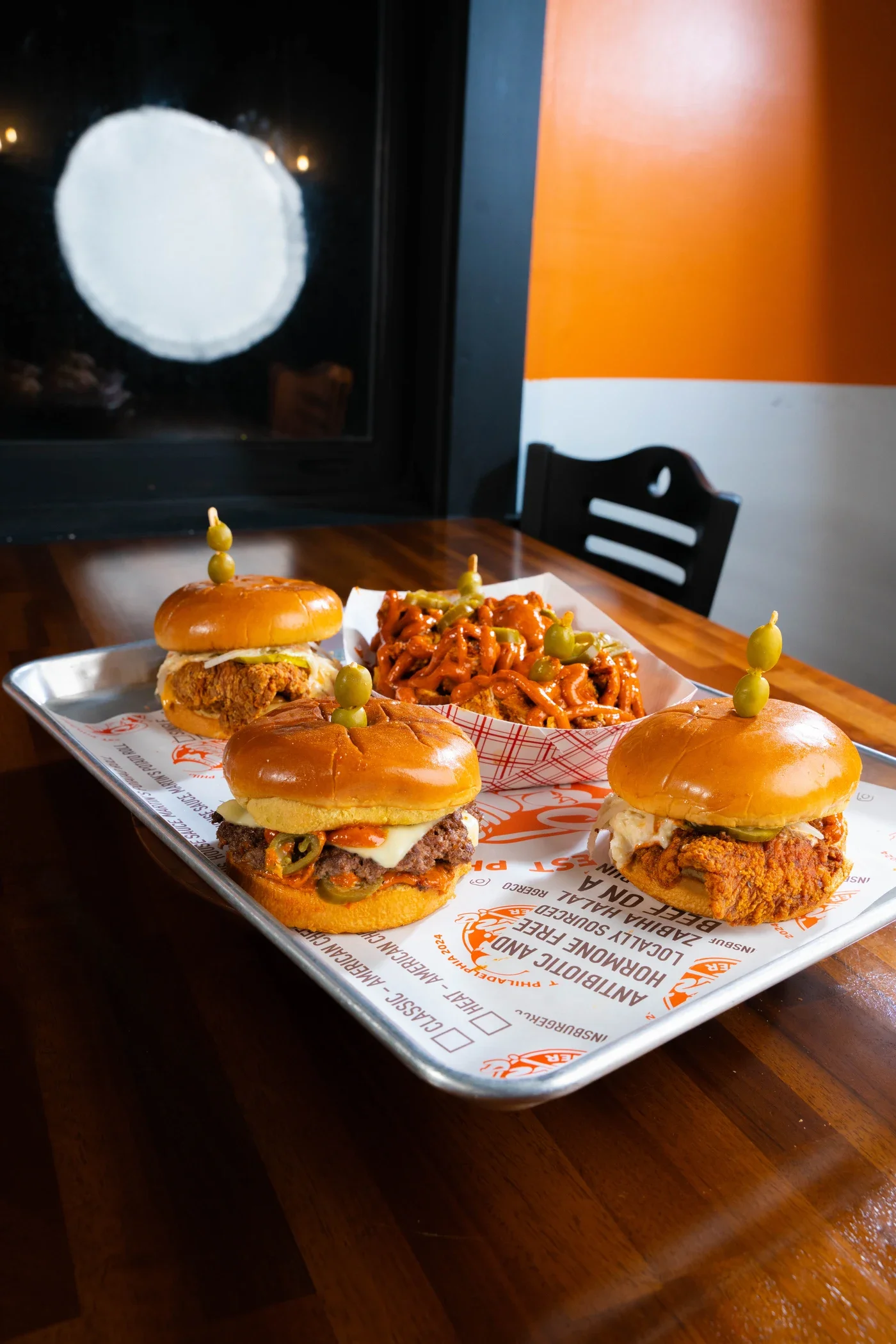 Cousin's New Burger + Chicken-06810-WEBREADY.webp