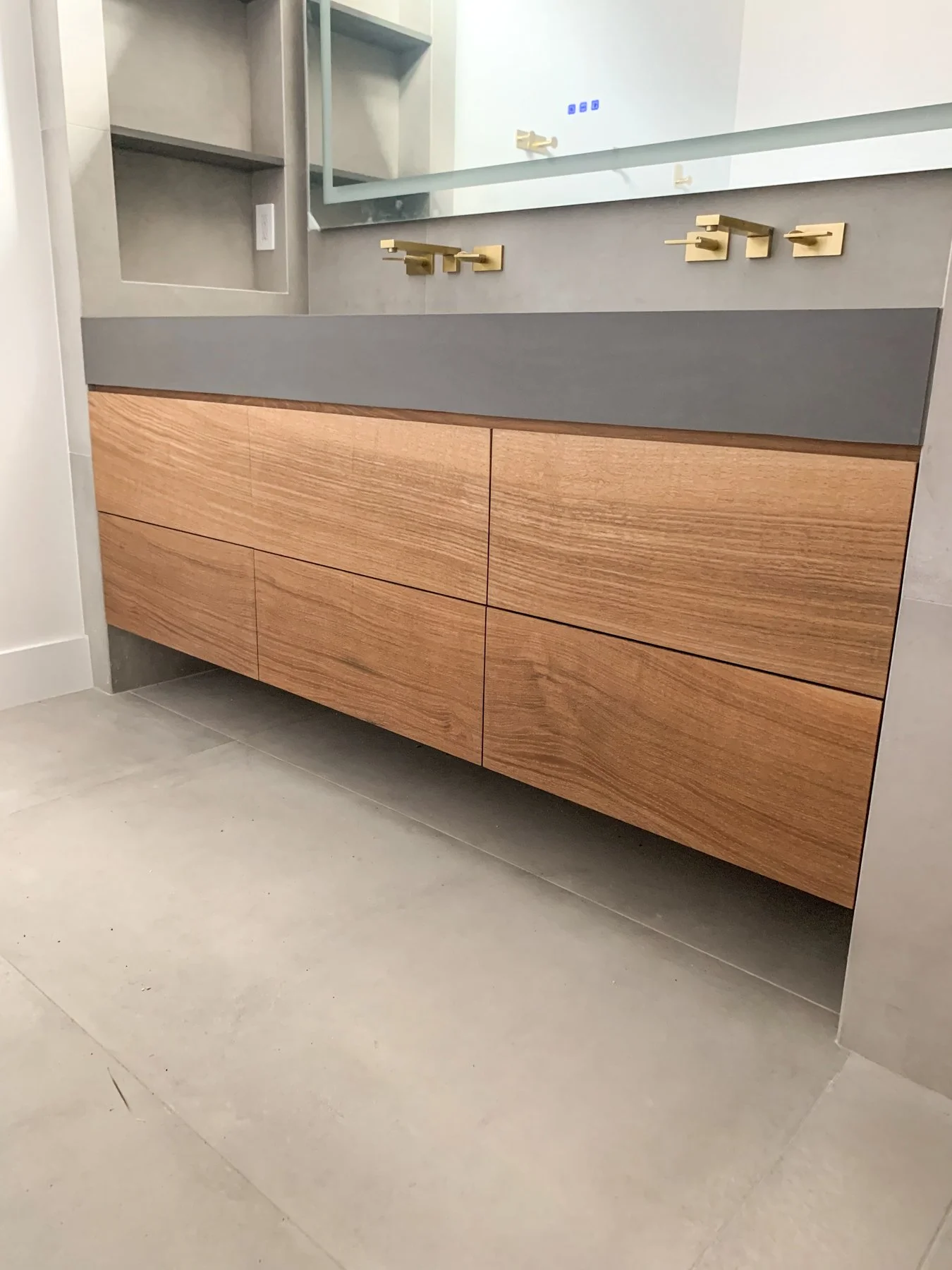 Bathroom Vanity