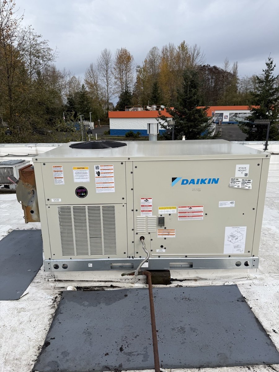 Daikin commercial rooftop HVAC unit installed at KFC on Woodman East in the Tri-Cities by 7BlueSky Heating & Air