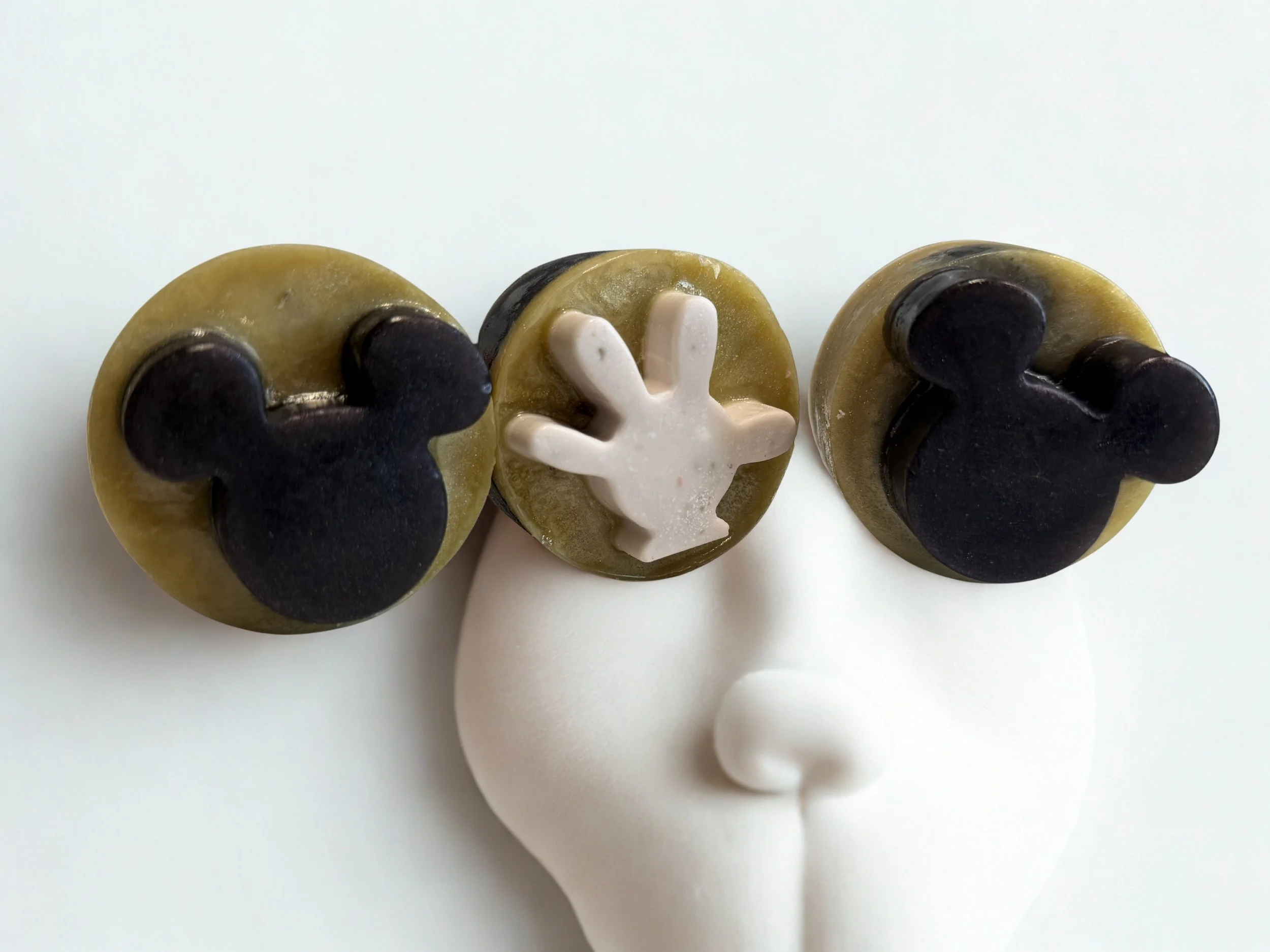 Mousey soap circle.
