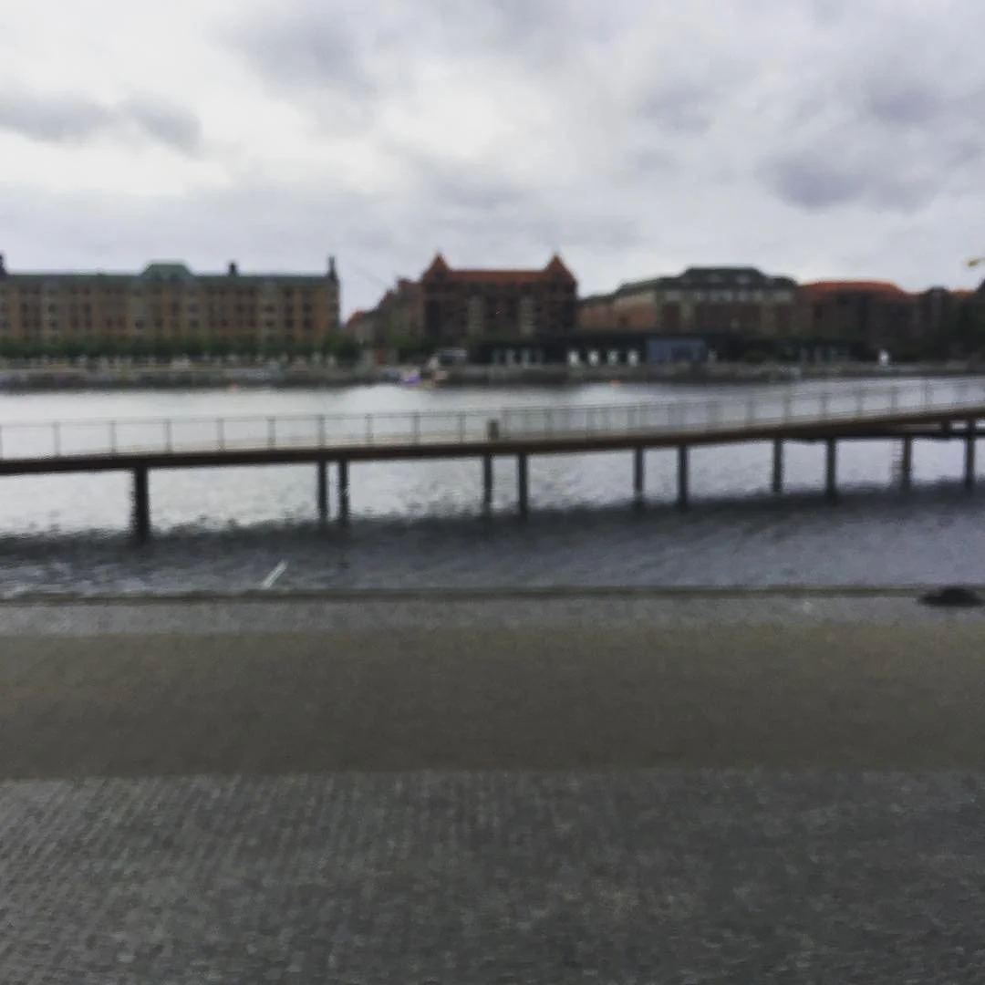 Here is another quick picture (in the rain) of a Copenhagen water front. The location feature still seems to be working after the API change.