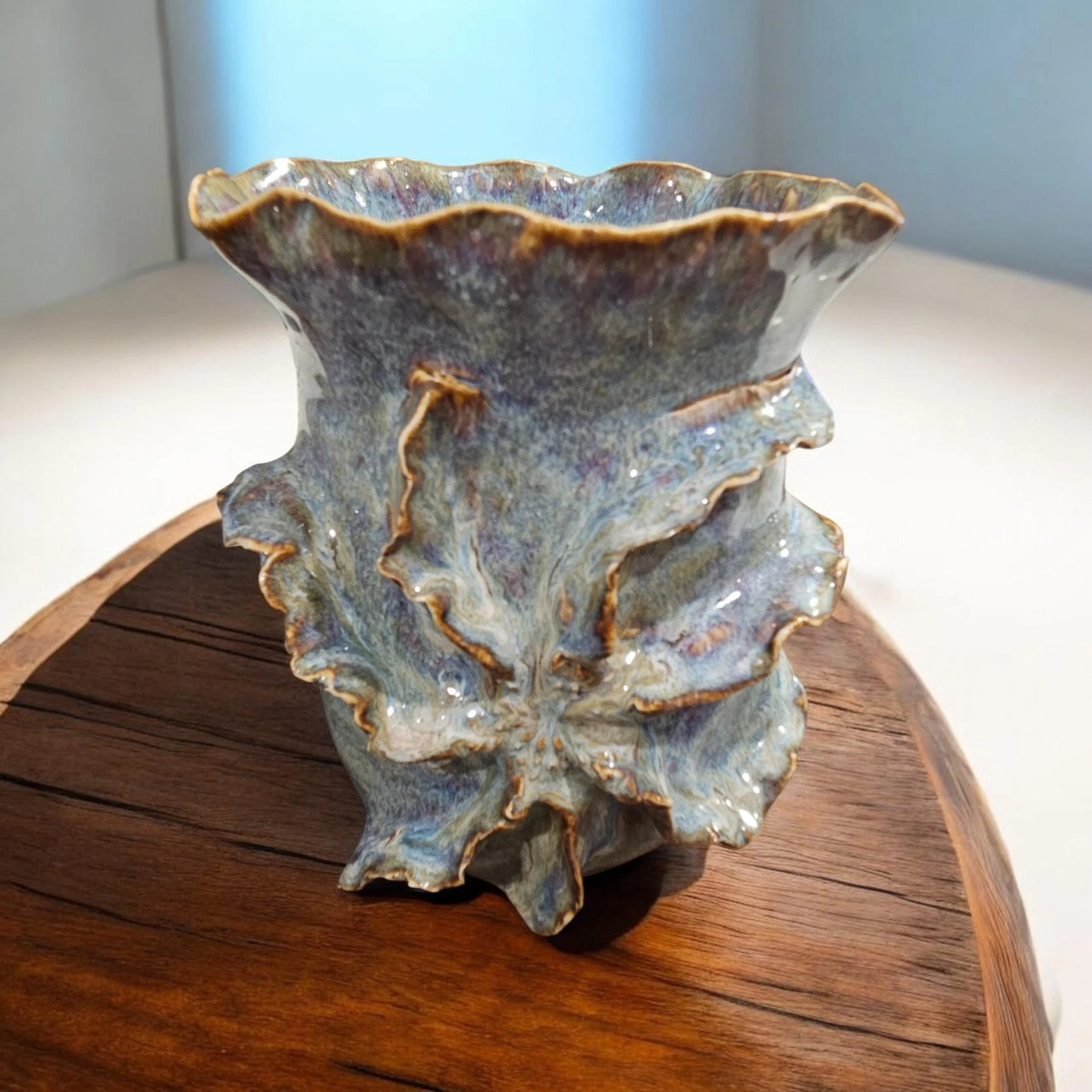Rutile vase 1.jpg