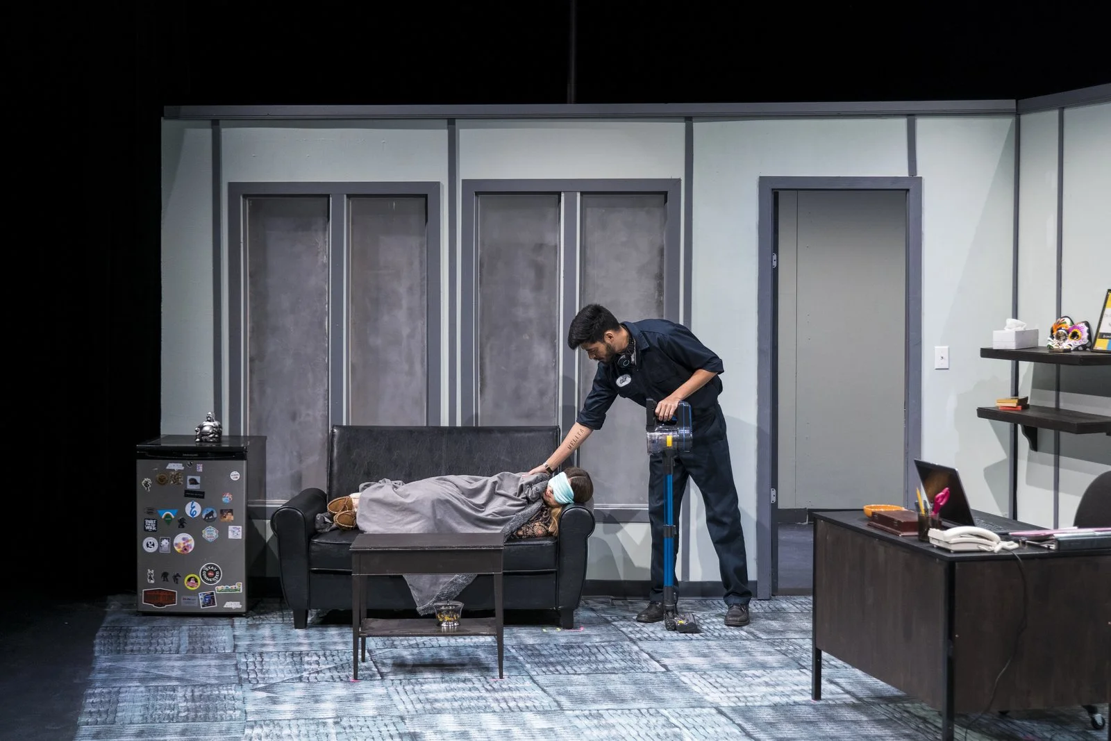 Fade
(Scenic Carpenter)
Acc Drama 
