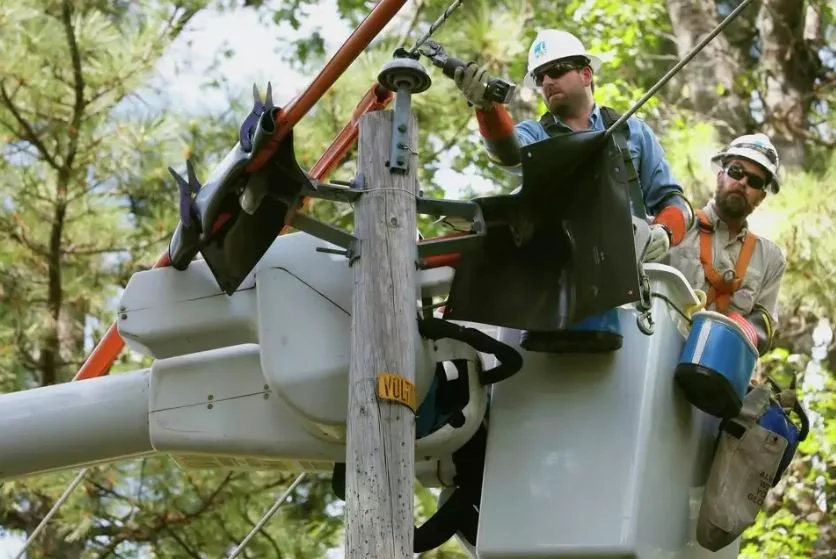 Customers pay more. PG&amp;E profits. It’s a “raw deal”—and it doesn’t have to be this way. 