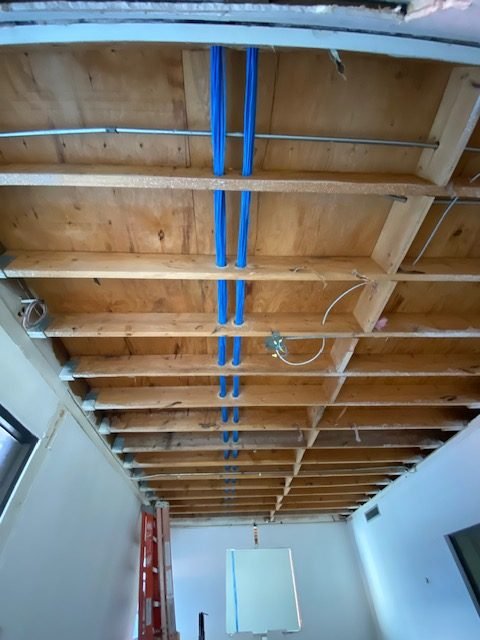Expert-structured-cabling-installation-installation-in-Olando-FL-Envision-Low-Voltage-rotated.jpg