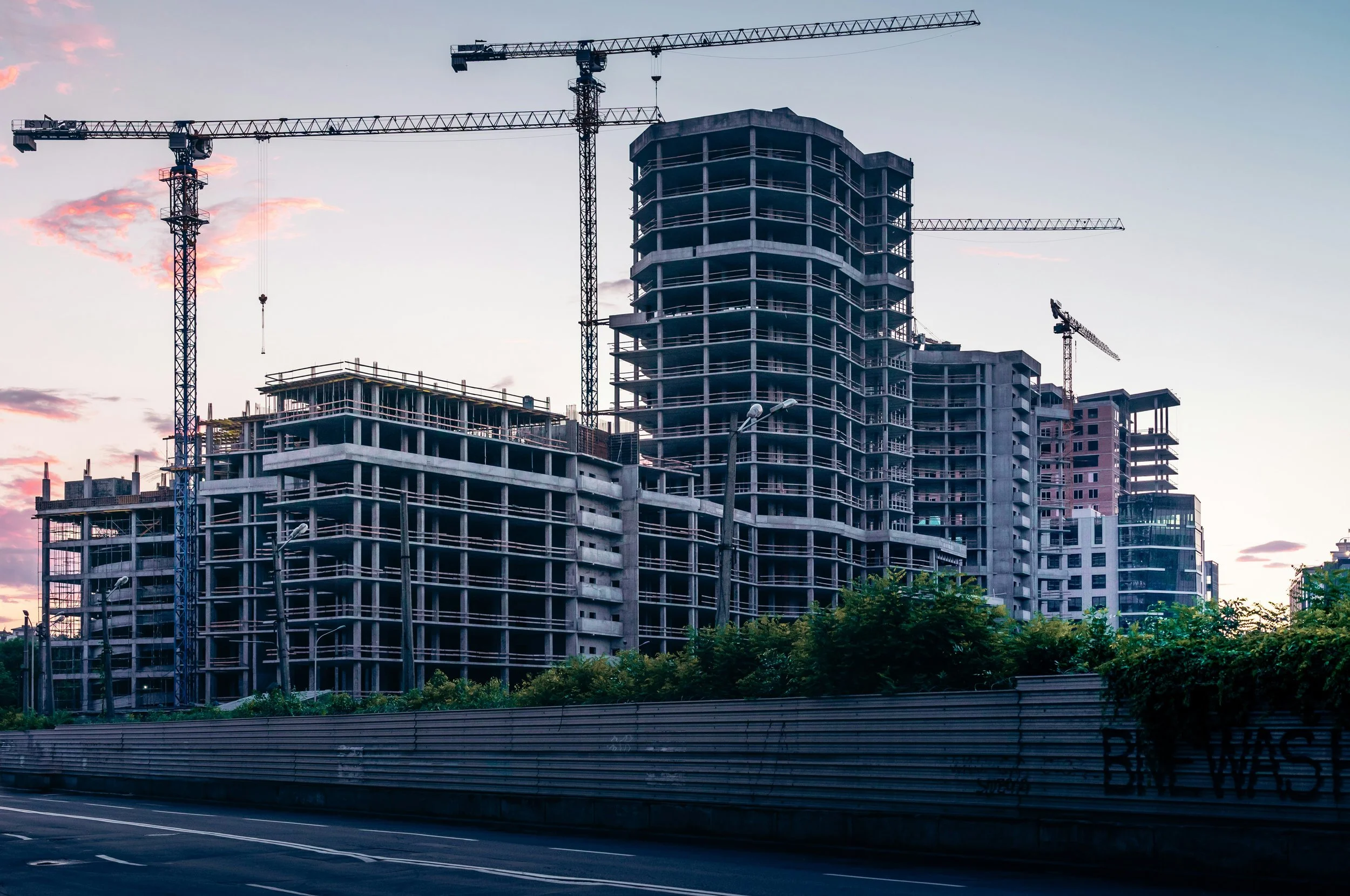 Paul Leongas | How Paul Leongas Handles Construction Projects That Go Over Budget