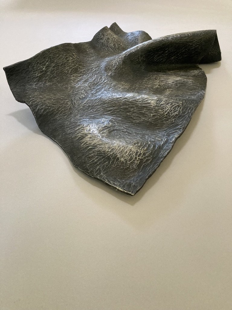 Queen Wave, carved and painted wood, 2023