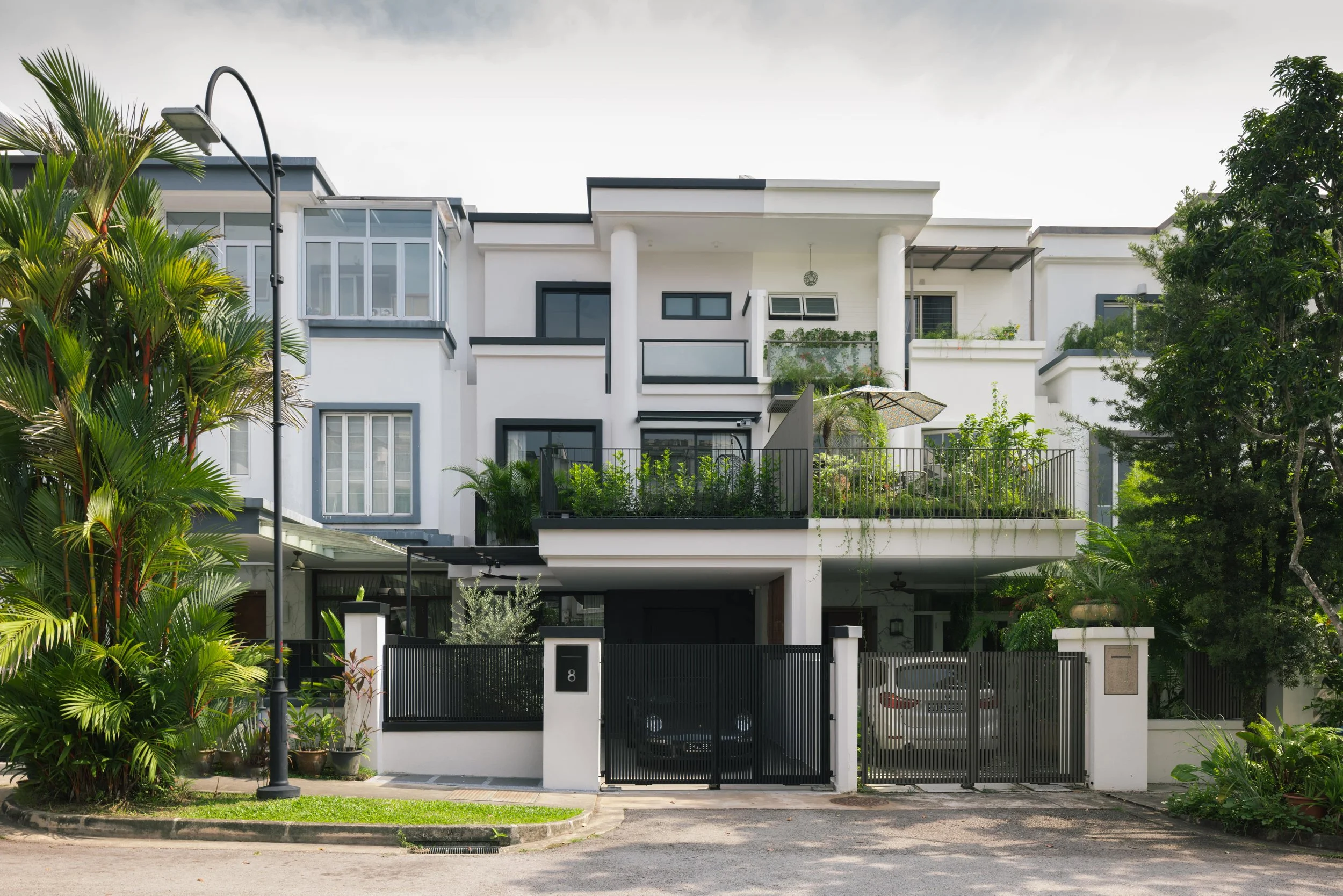 The Monochrome Terrace