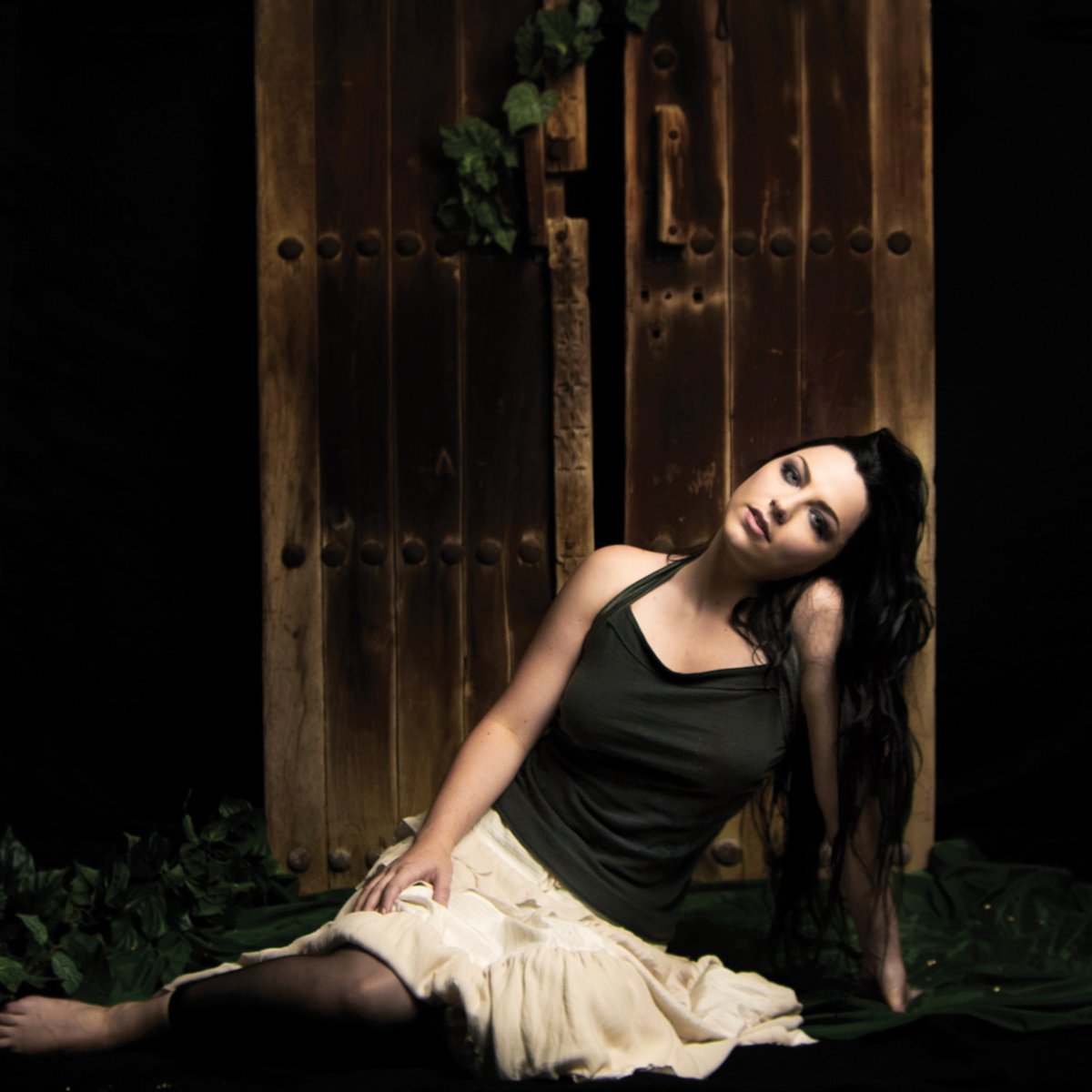 amy6_ev_1200X1200.jpg