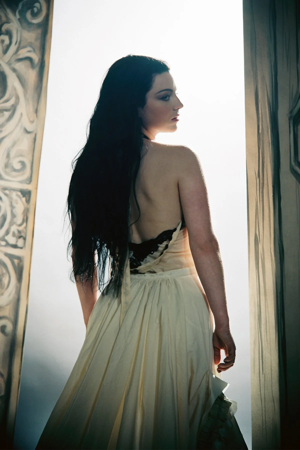 amy7_ev_1200x1800.jpg
