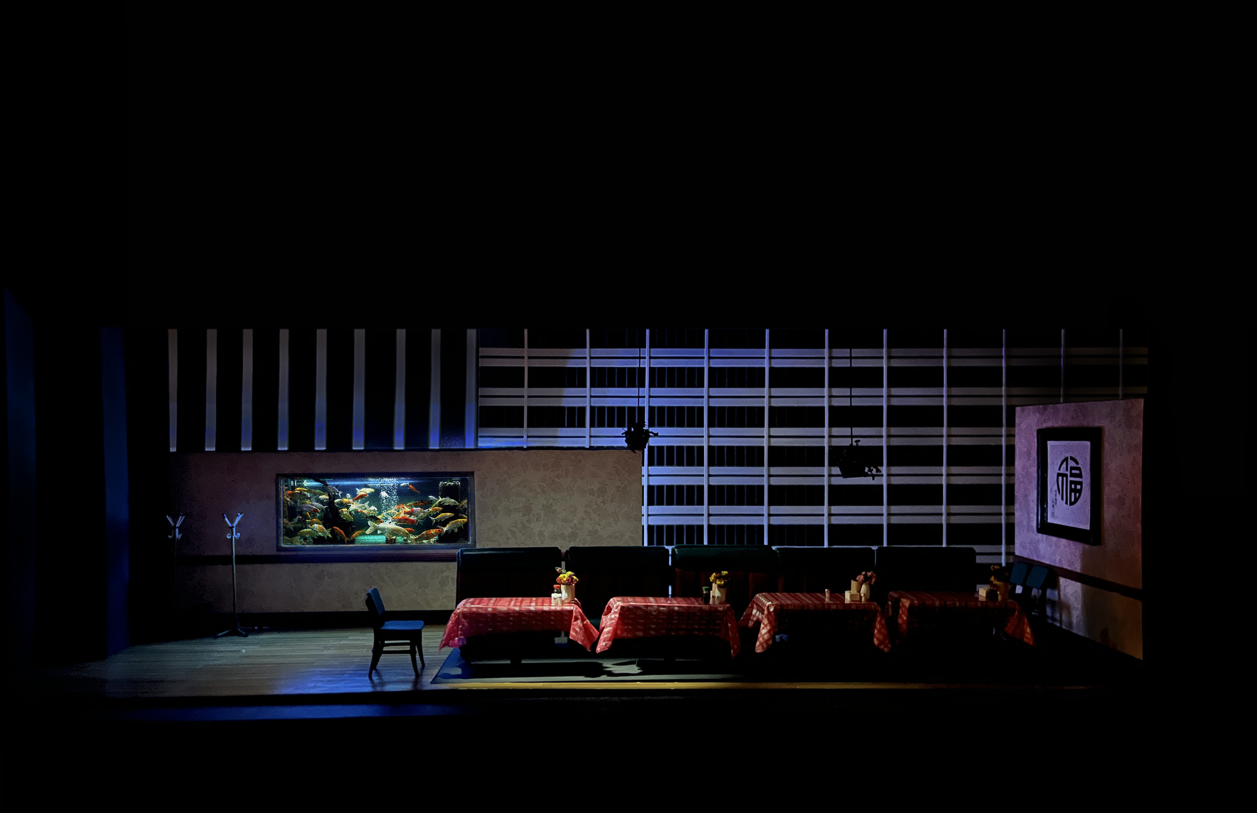 GlenS1.02(fishtank table light.B).png