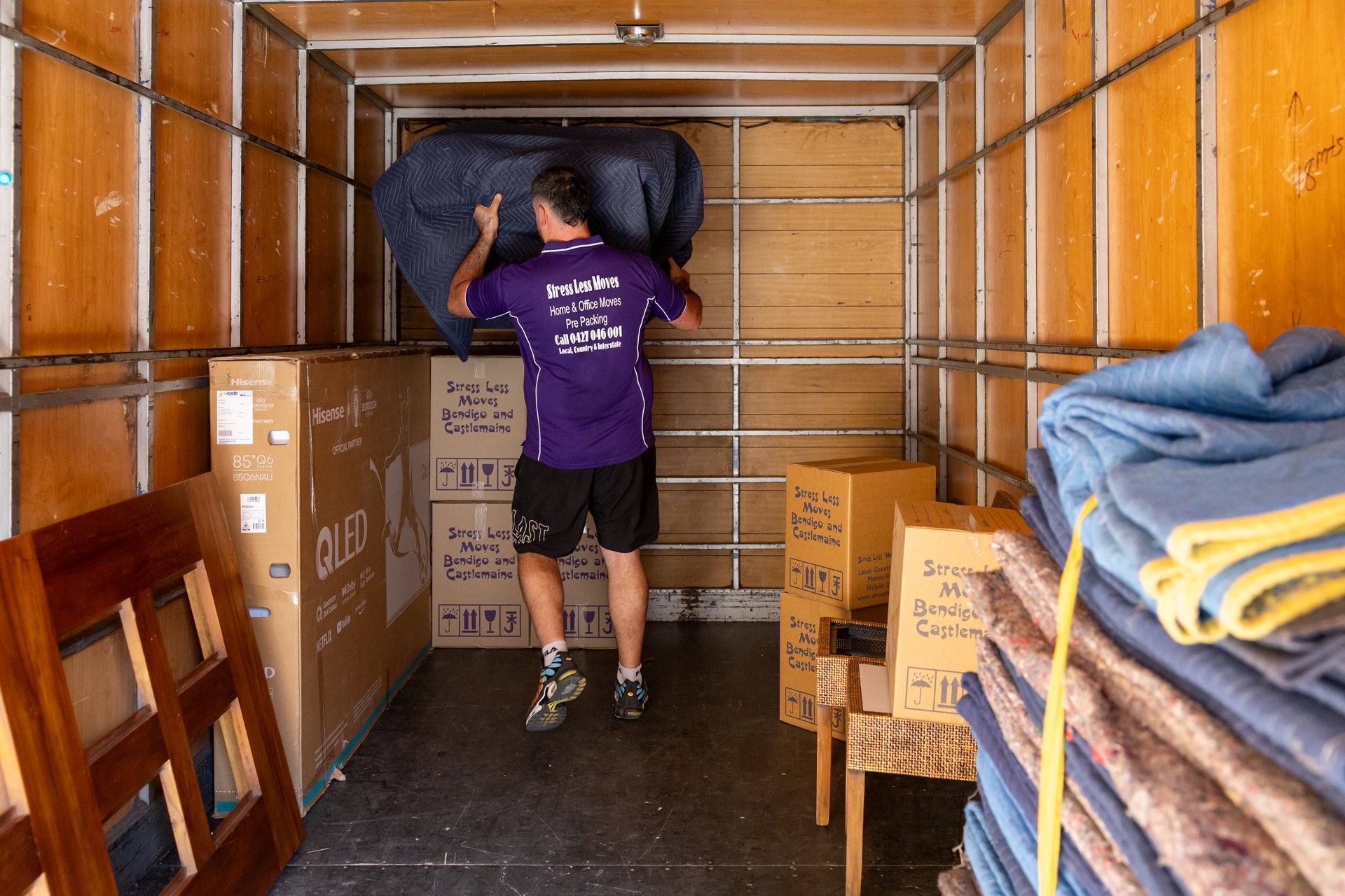 Stress Less Moves | Bendigo Removalists | Moving House | Professional removalists in Bendigo servicing local, regional Victoria and interstate relocations.