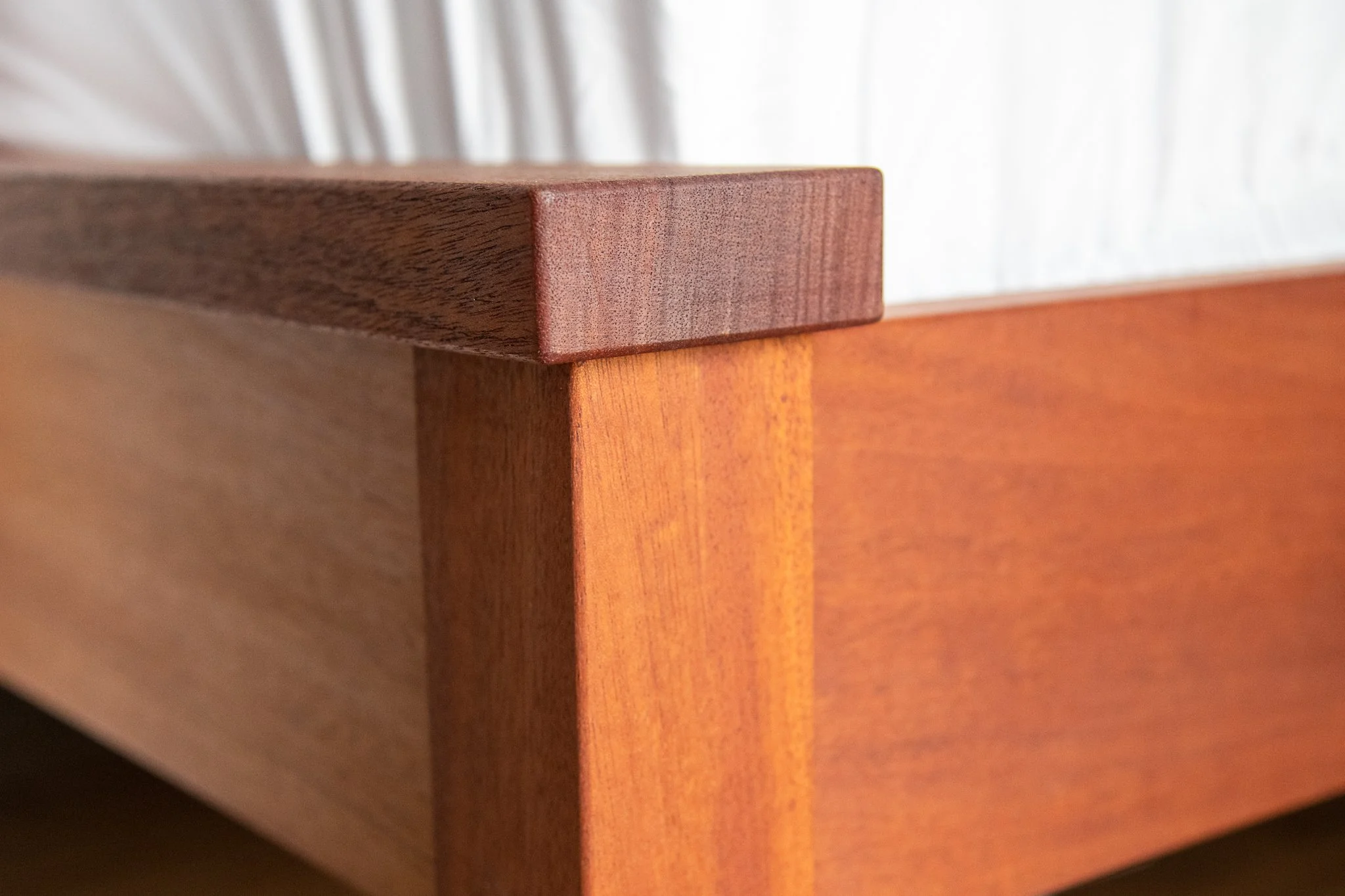 spindle-headboard-bedframe-mahogany-joint.jpg