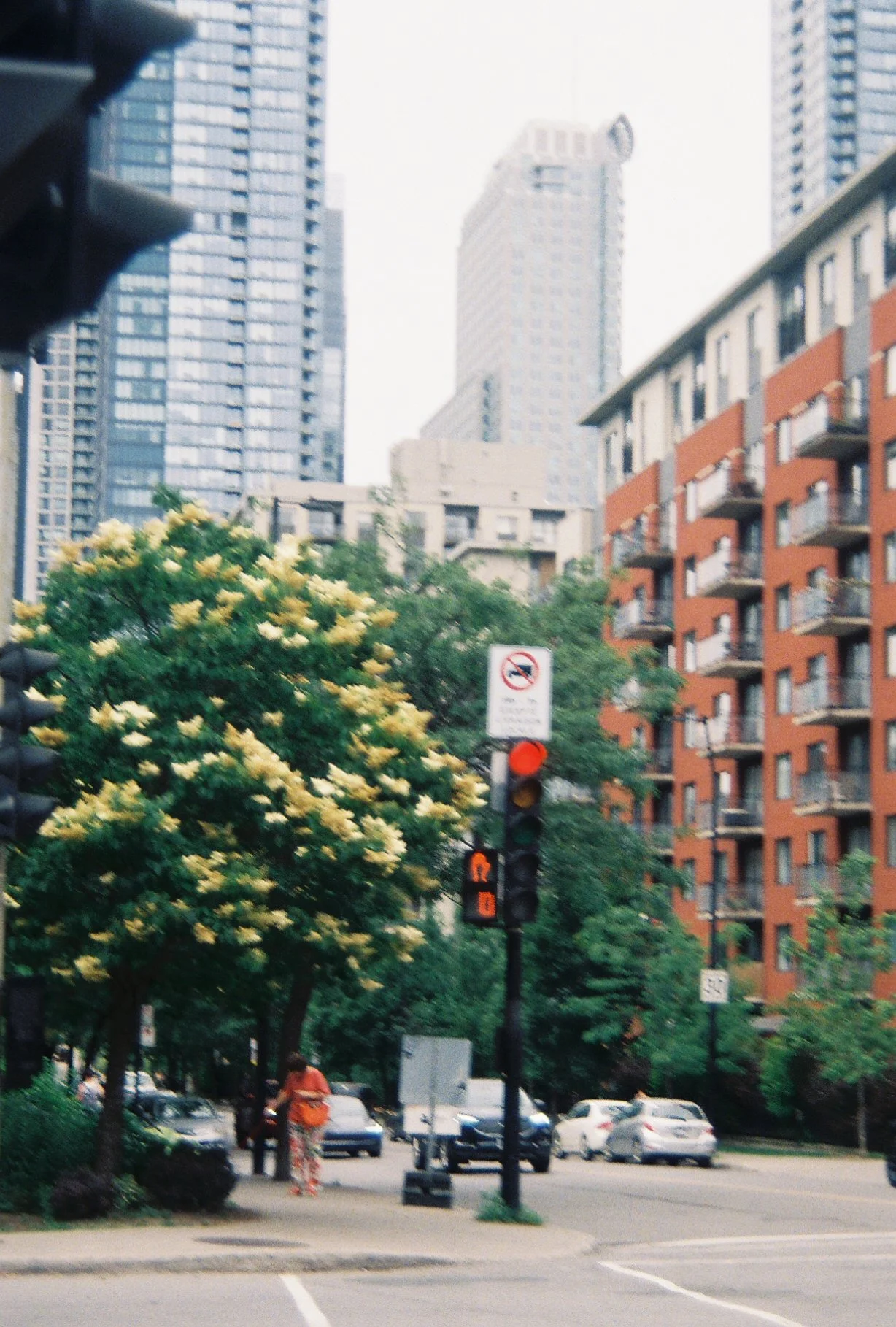 BLURRY 