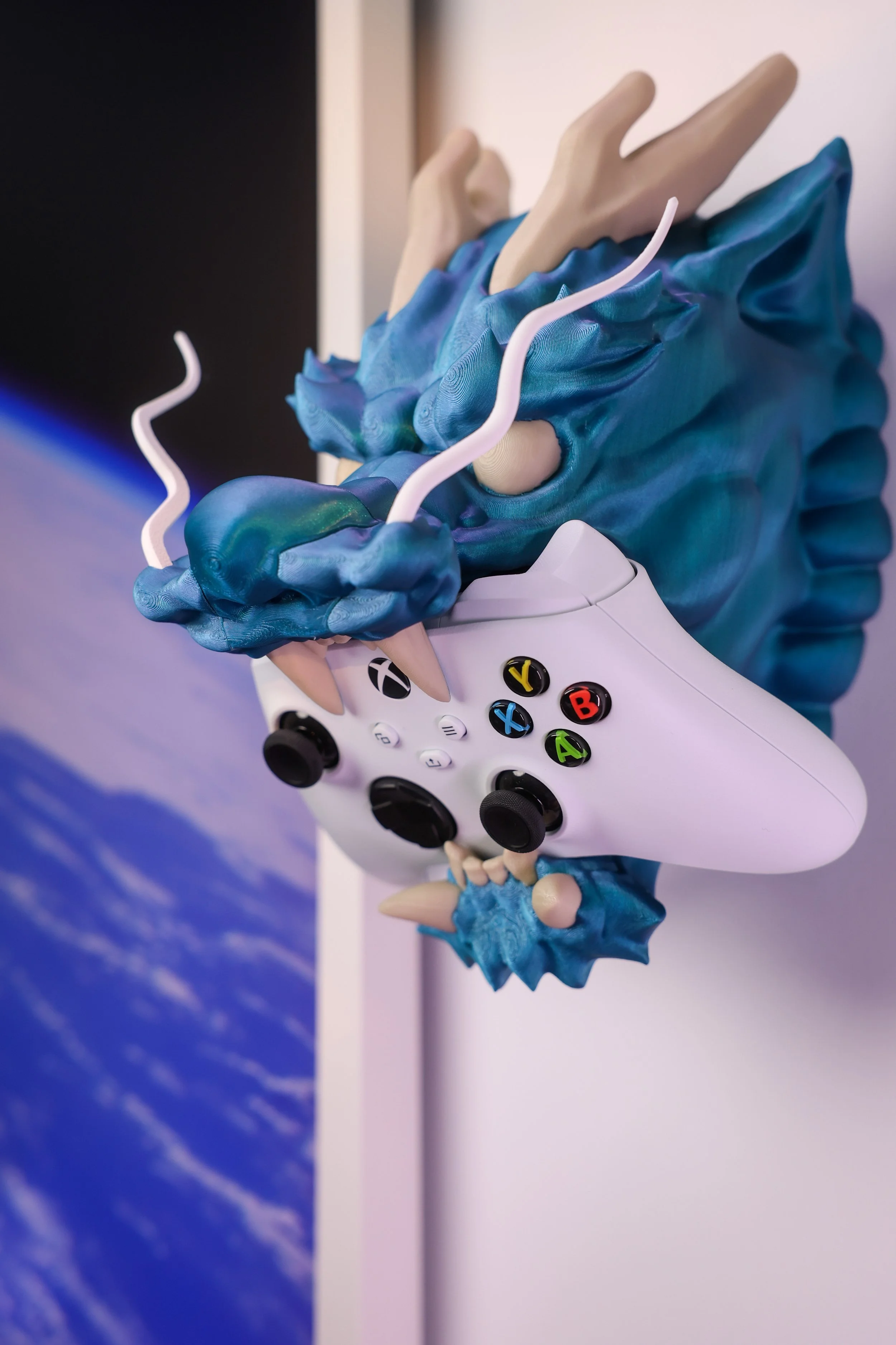 Dragon_Controller_Stand_Holoprops-19.jpeg