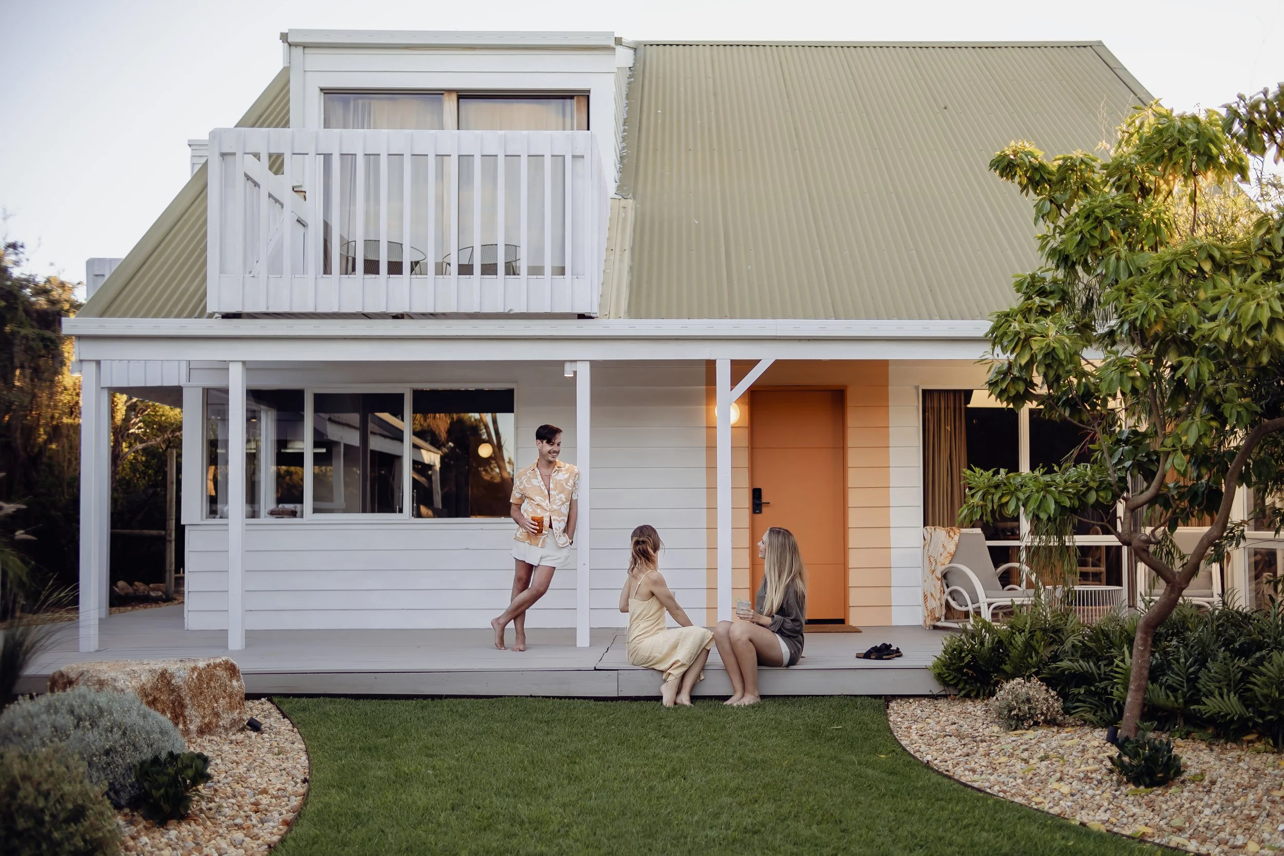 Dune_Outside Front_016.jpg