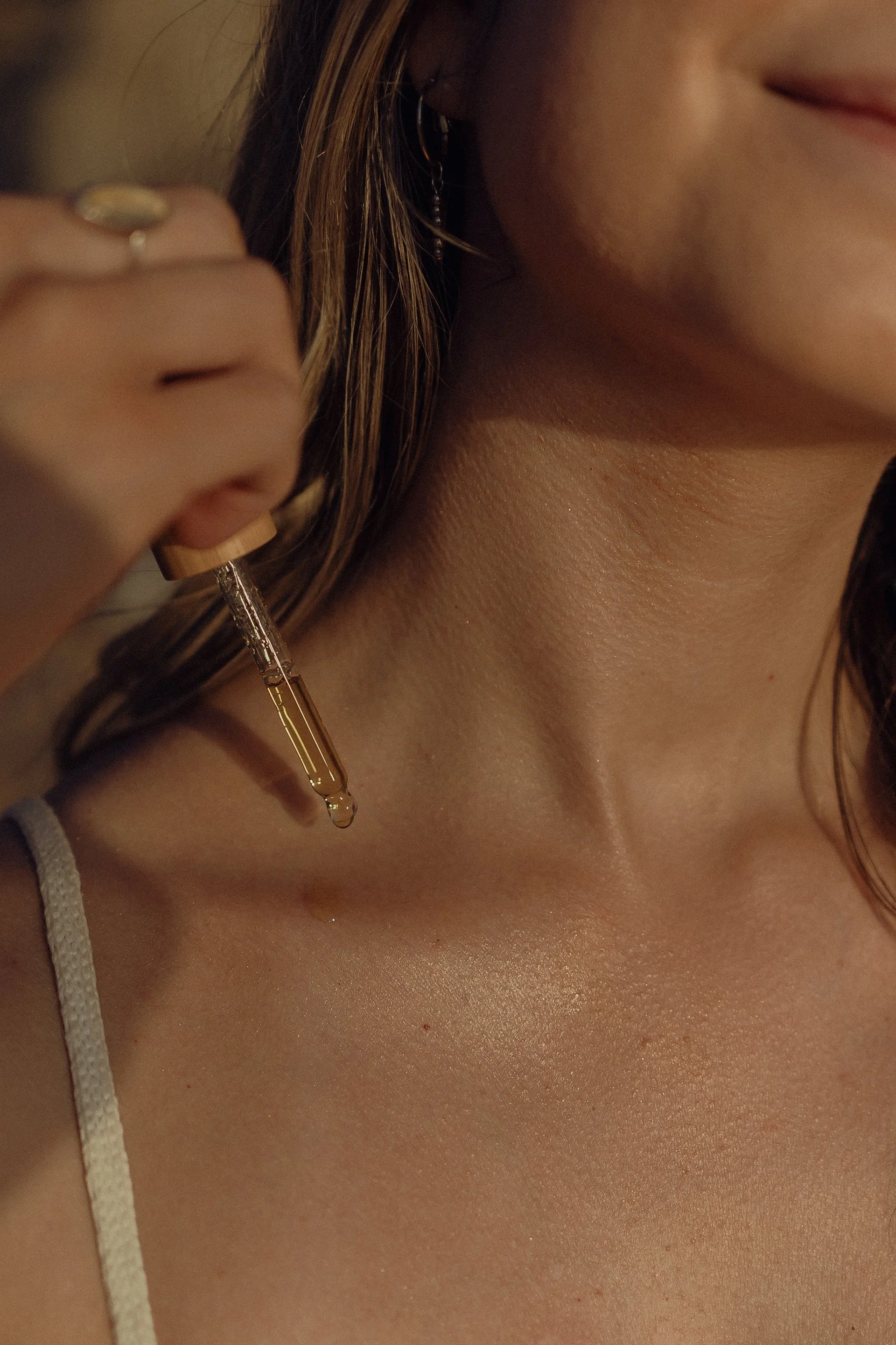 Remi & Mars_Coastal Shoot_LR_093.jpg