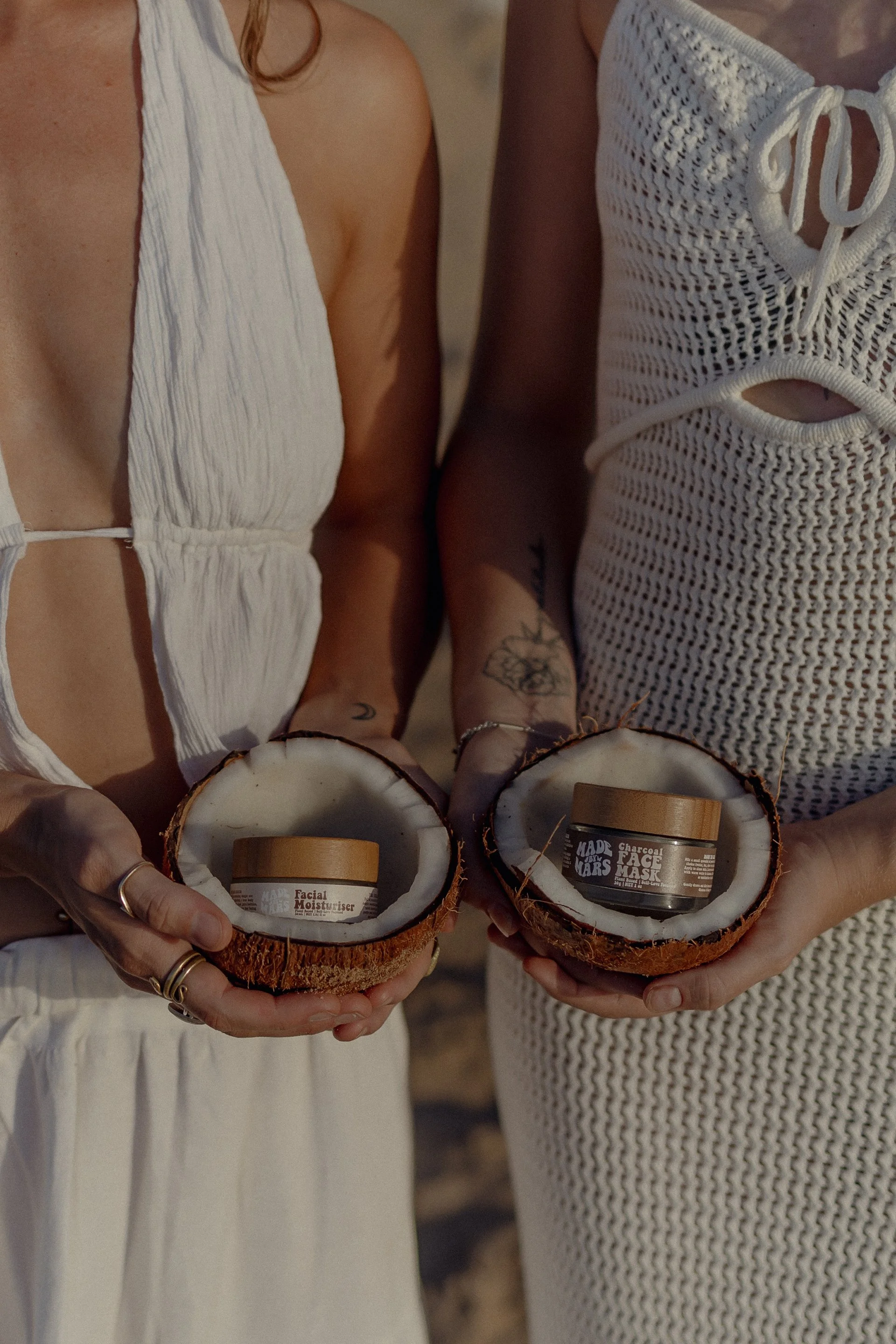 Remi & Mars_Coastal Shoot_LR_087.jpg