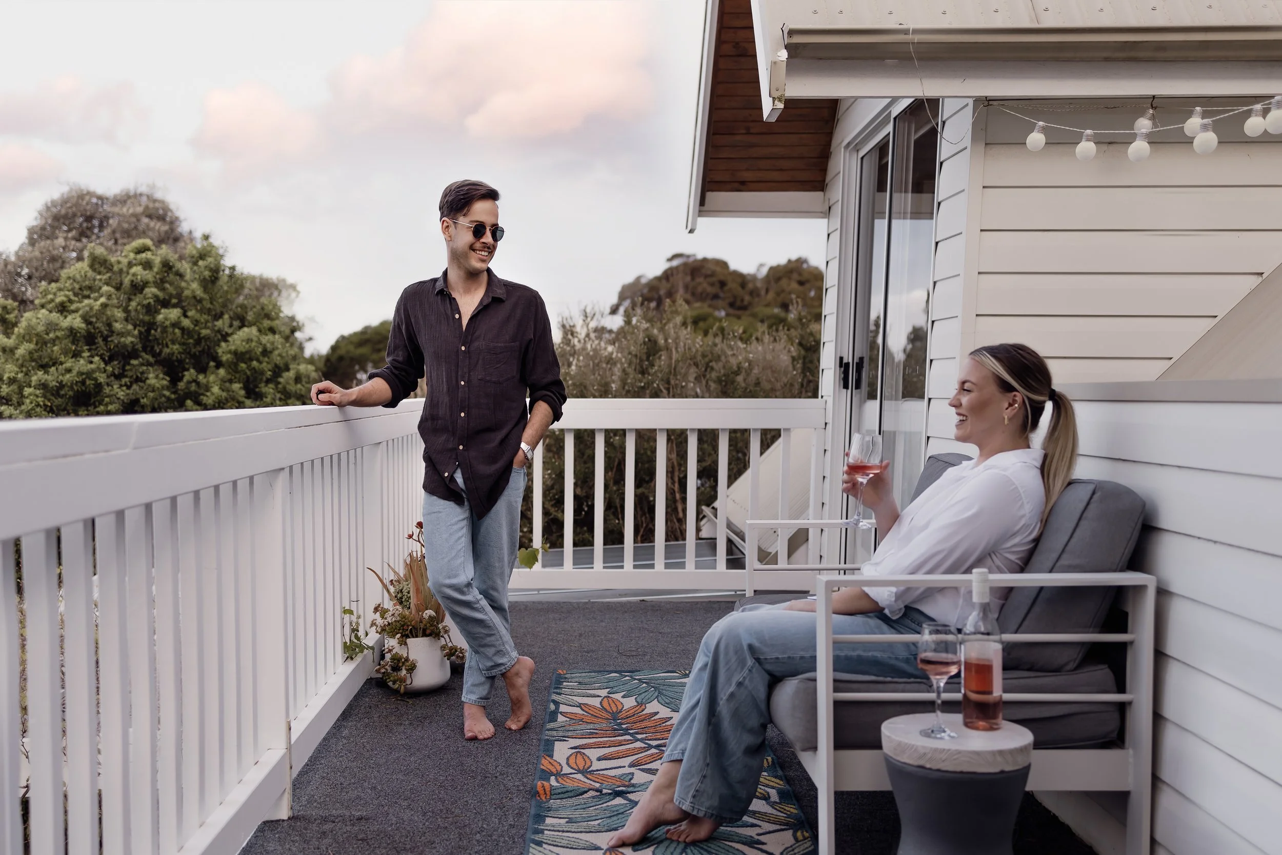 Coasting_Balcony_010.jpg