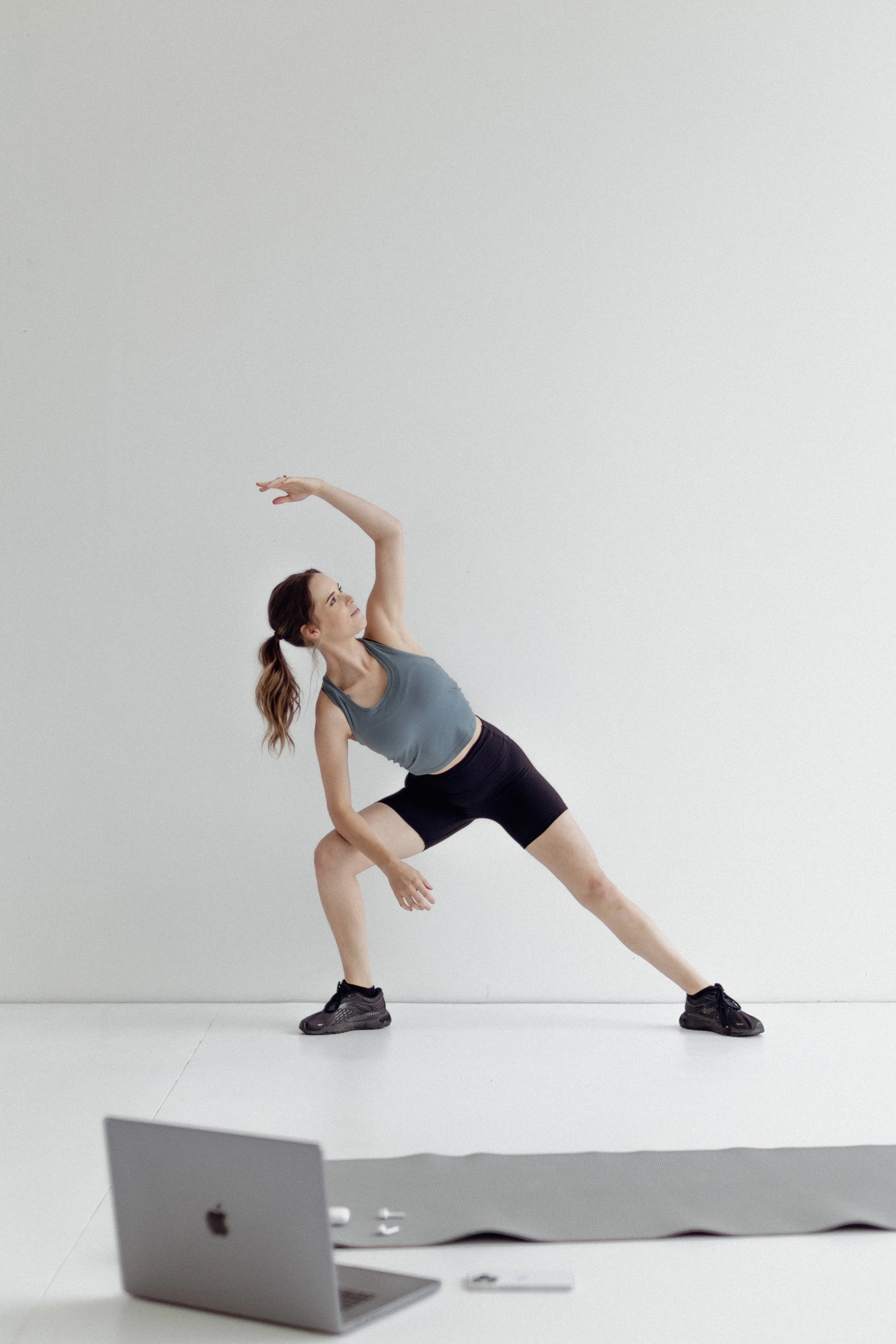 MNP_Studio Shoot_0158.jpg