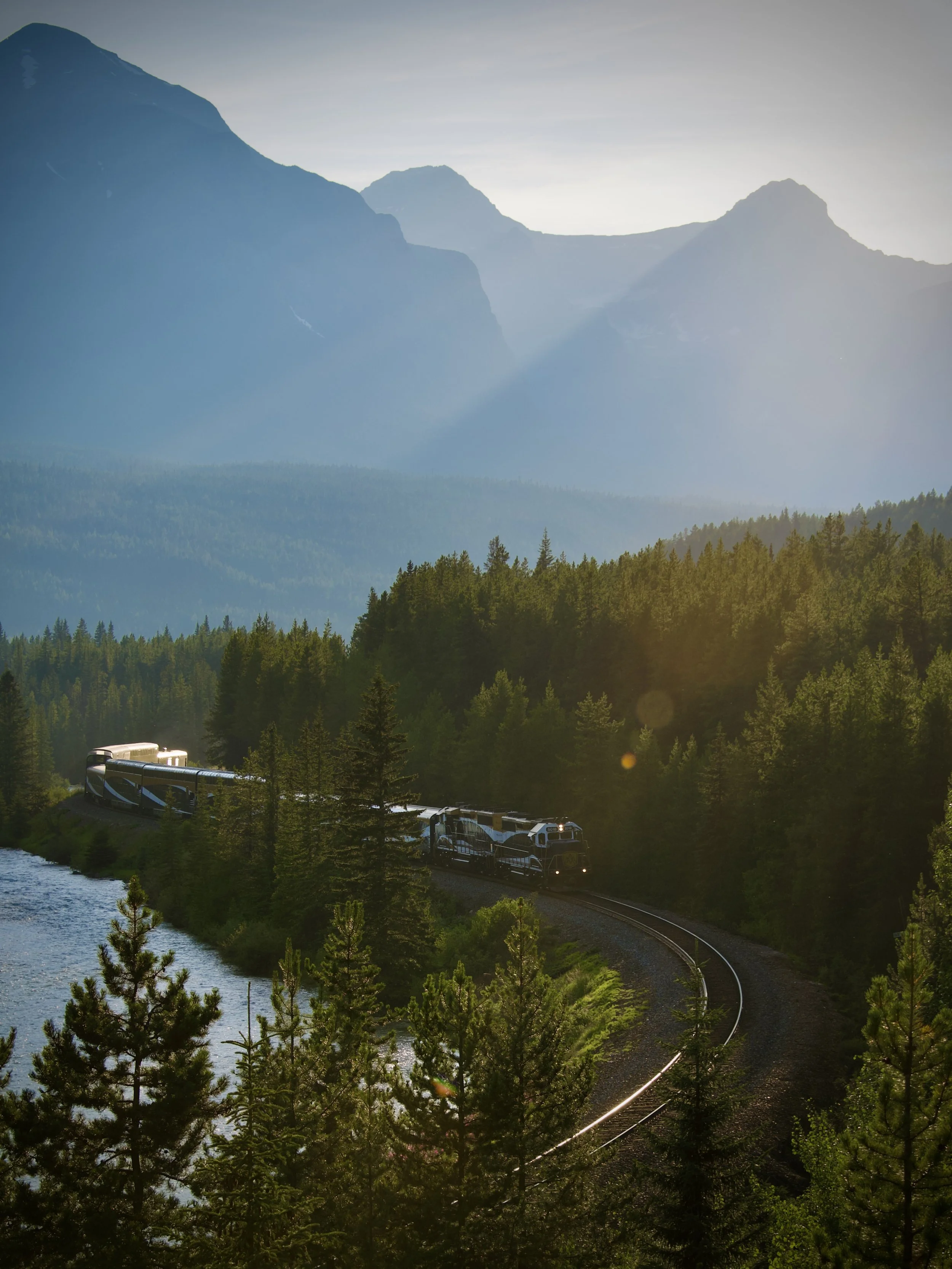 Rocky Mountaineer at Morant's Curve, Banff National Park 