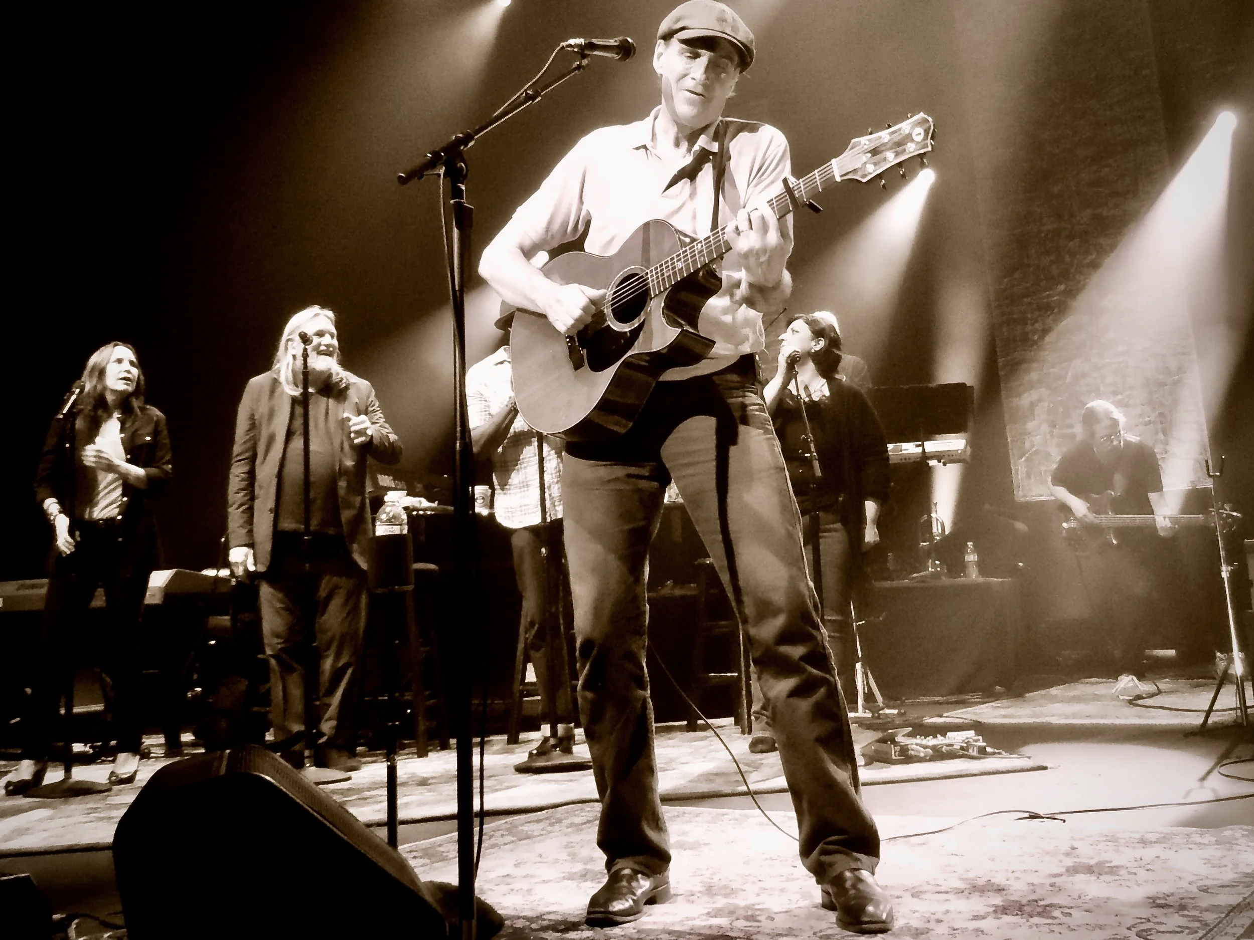 James Taylor & His All-Star Band, 2011