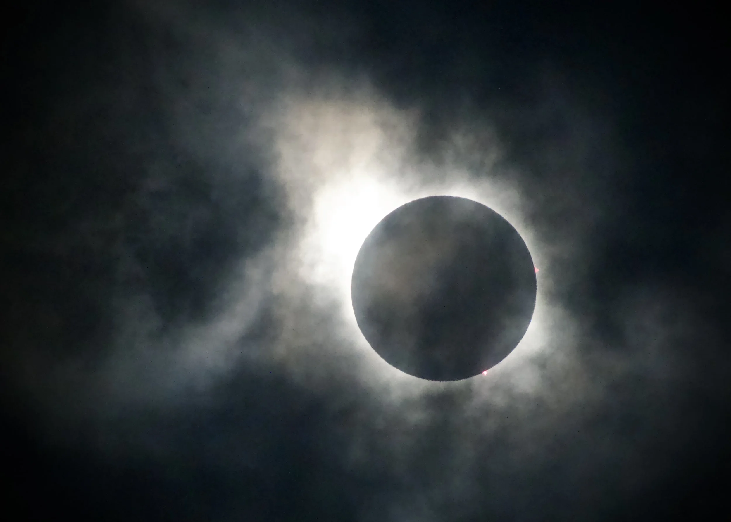 Total solar eclipse, Enchanted Rock, TX, 2024
