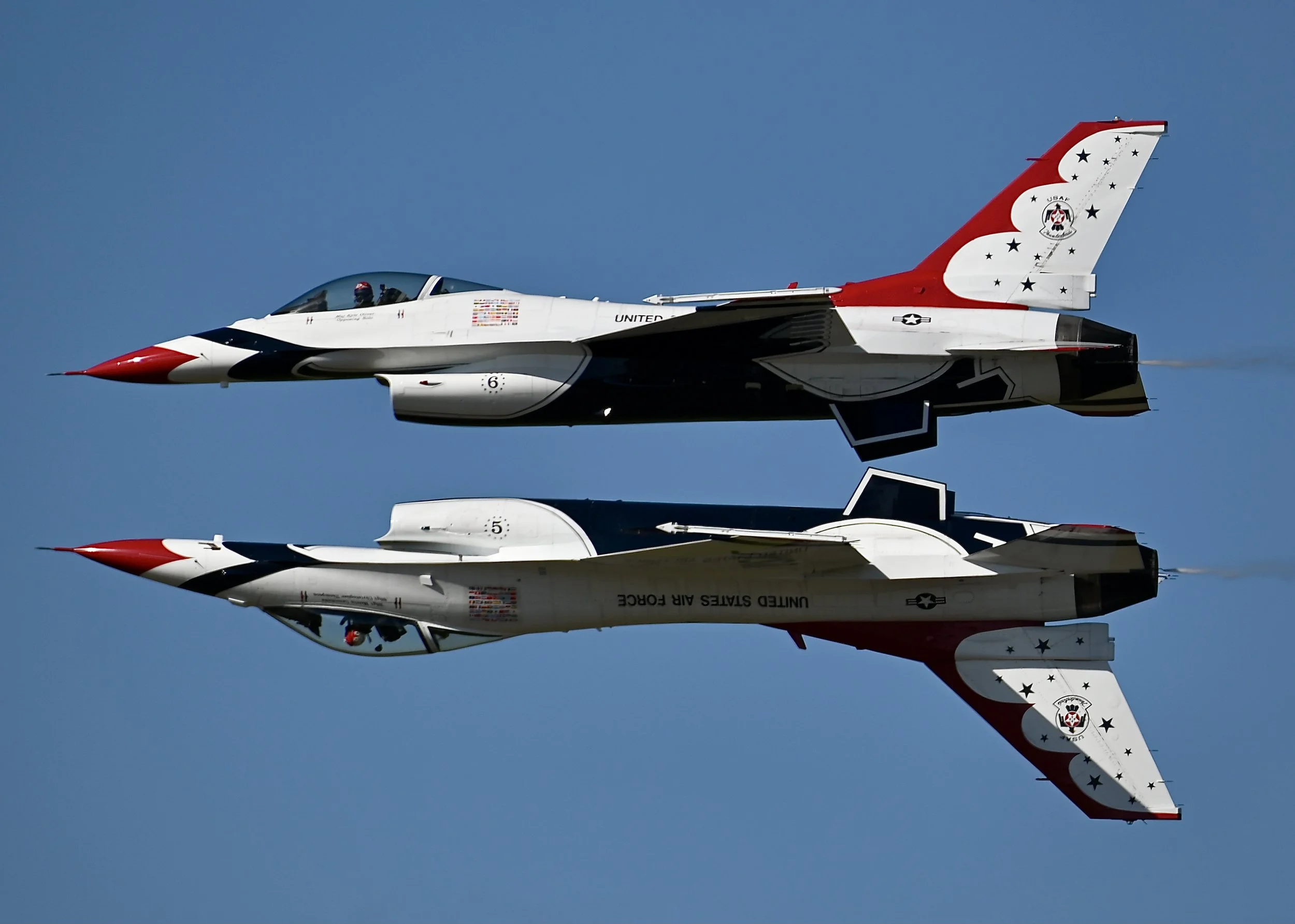 Thunderbirds reflection pass