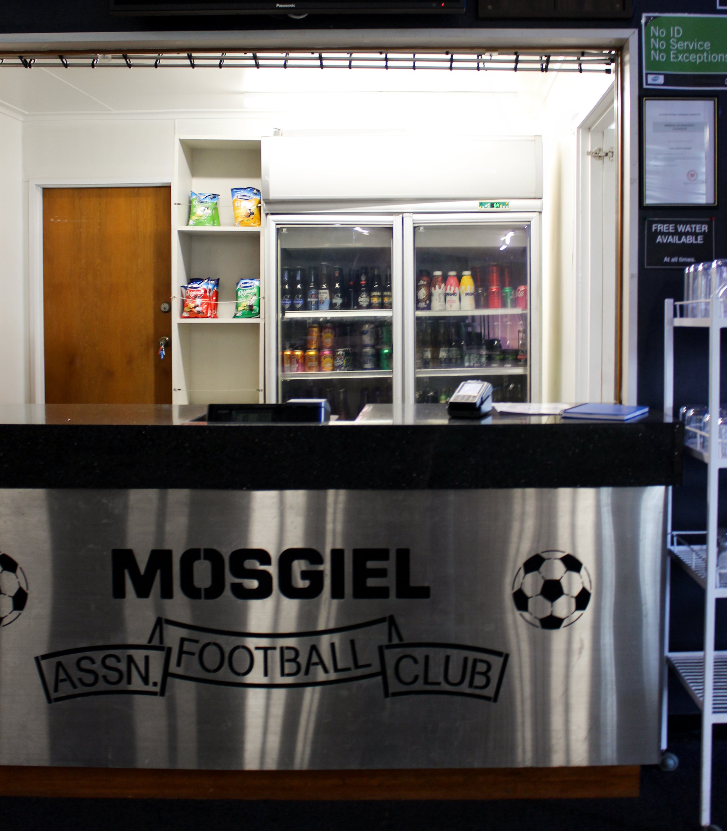 CLubrooms Bar.jpg