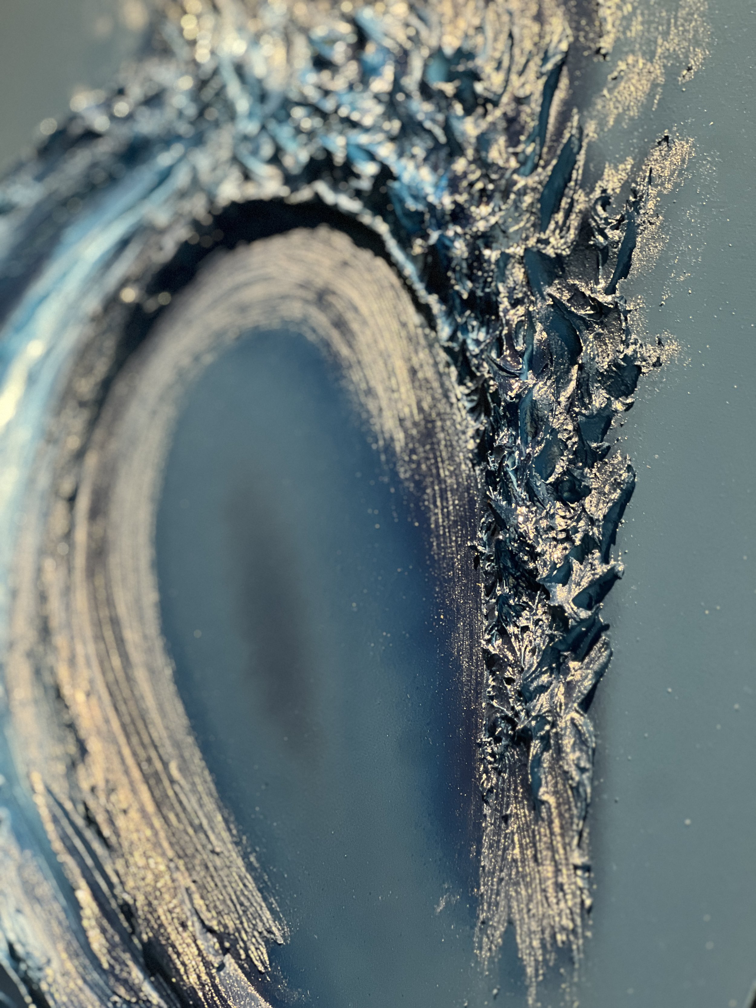 Undertow Momentum Arc Blue DETAIL.jpeg