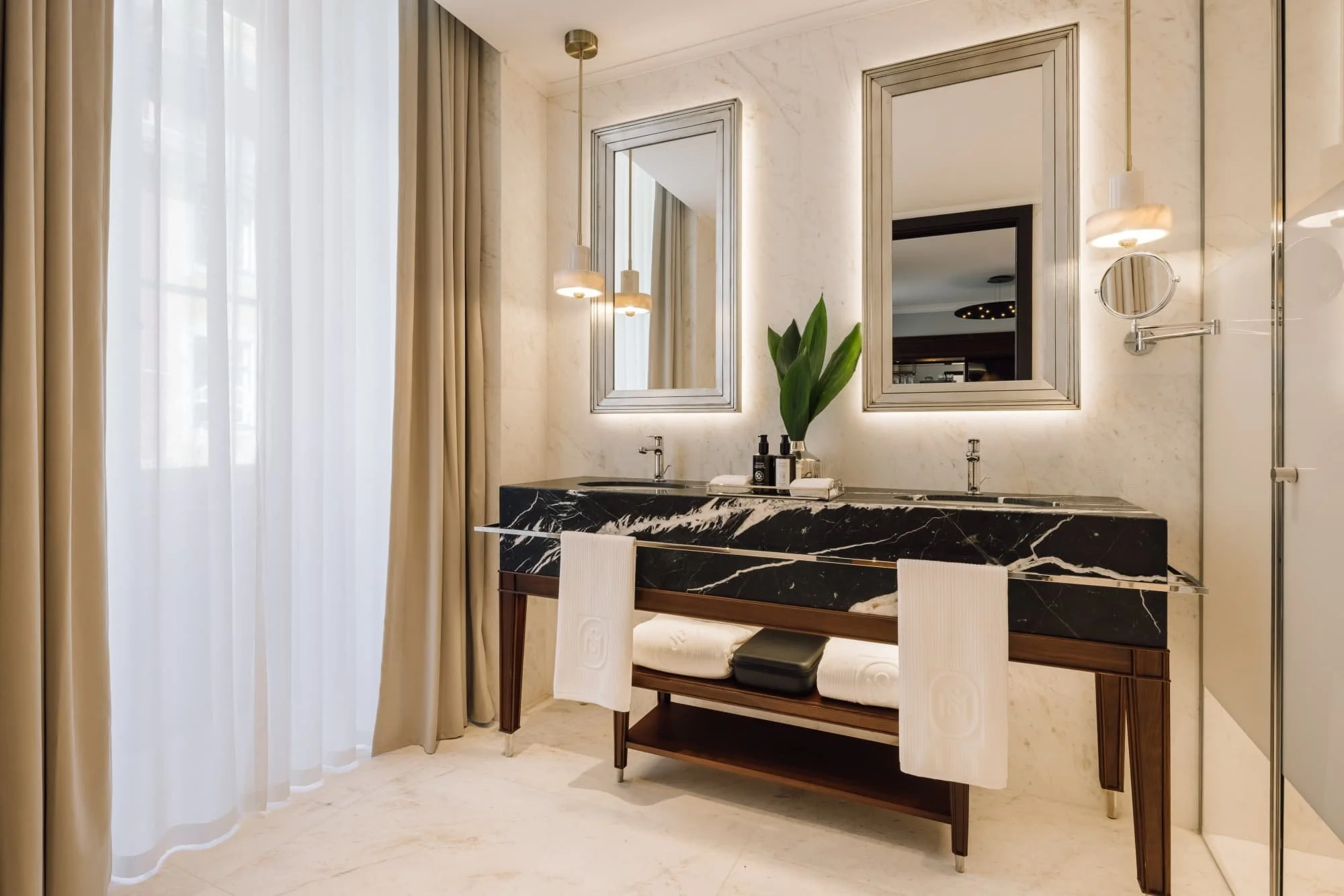 mythicsana-junior-suite-5.jpg