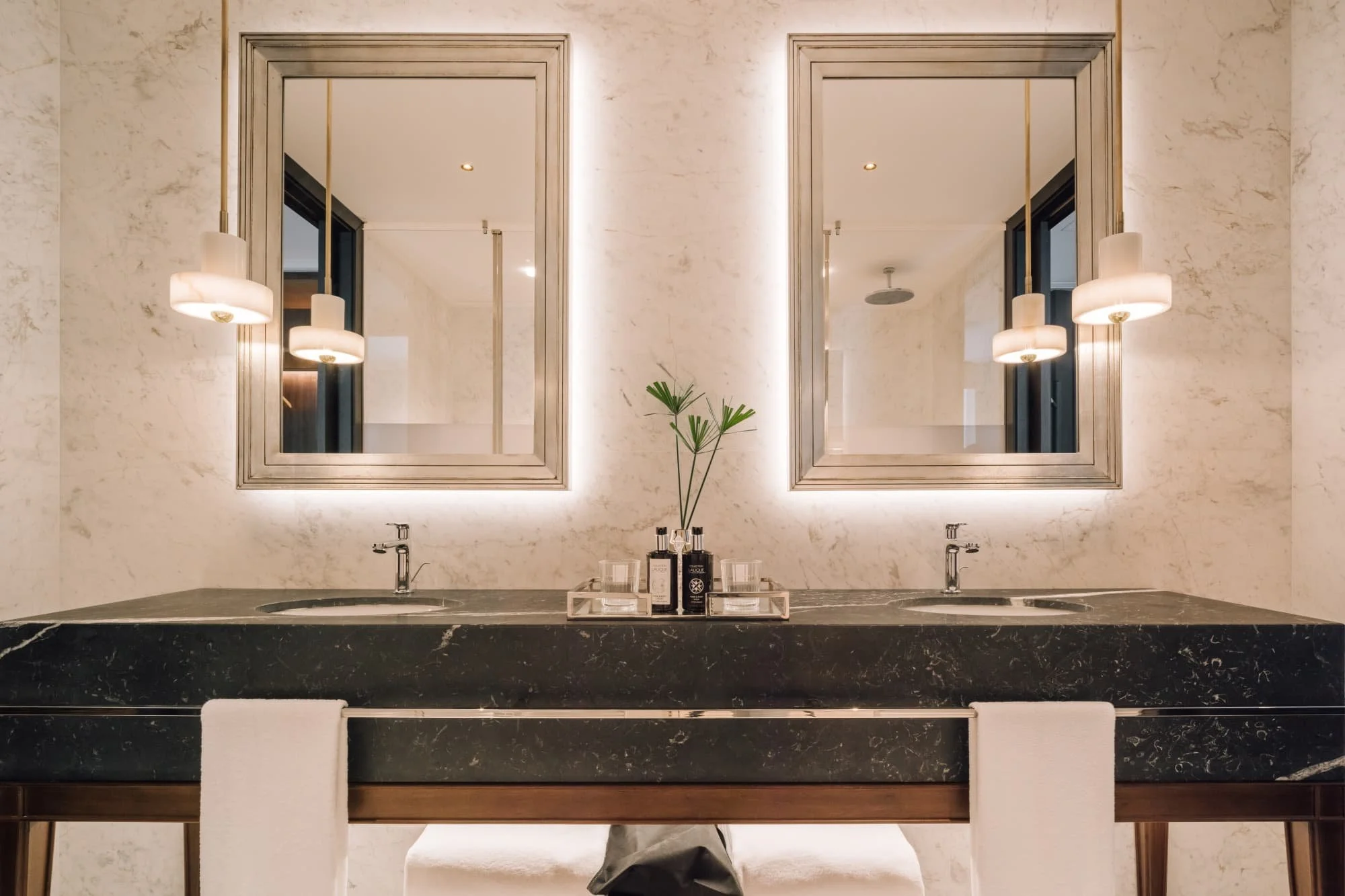 mythicsana-deluxe-suite-4.jpg