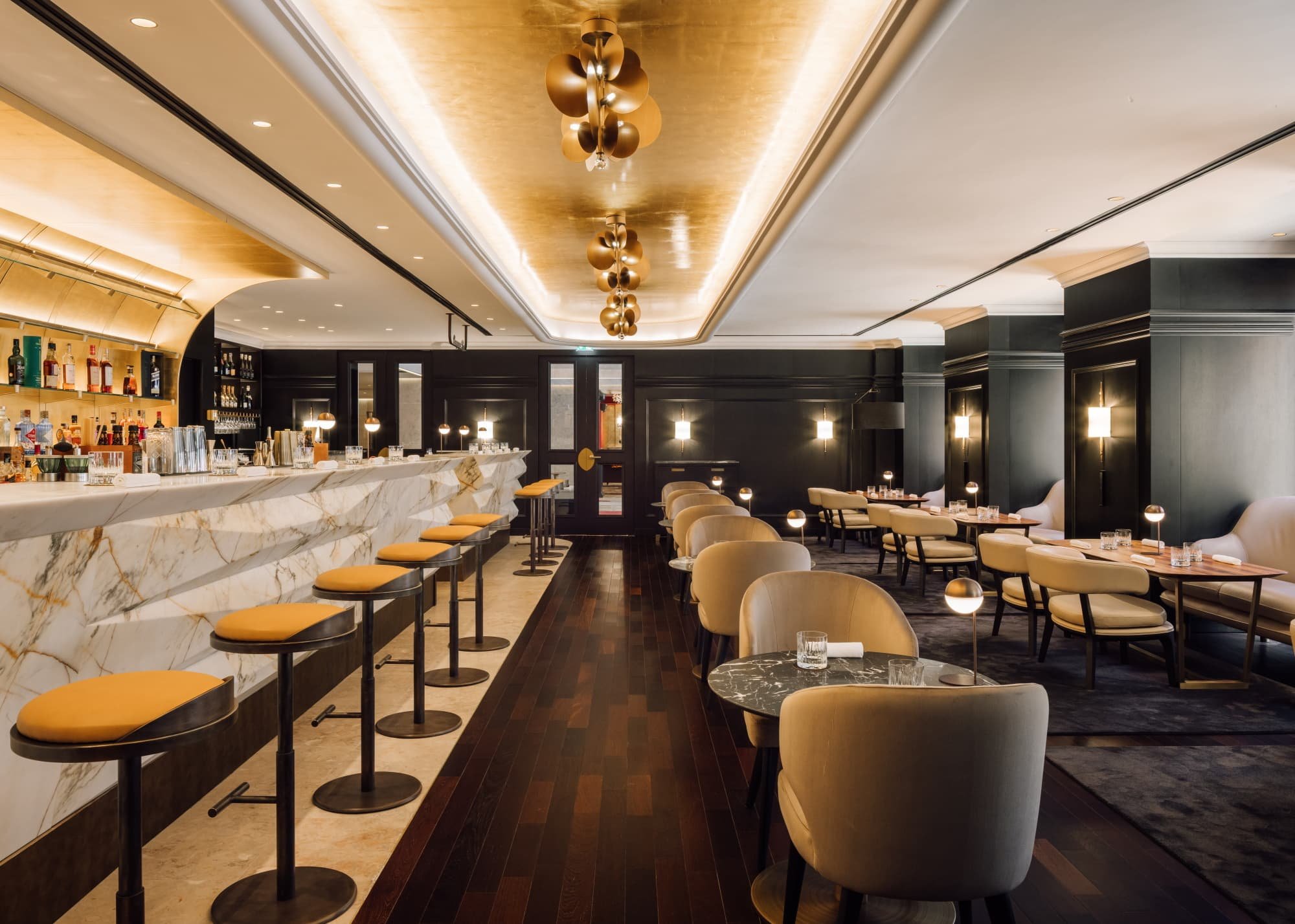 Mesas-BLACK-MOON-Gastrobar-em-Lisboa-Baixa-Chiado.jpg