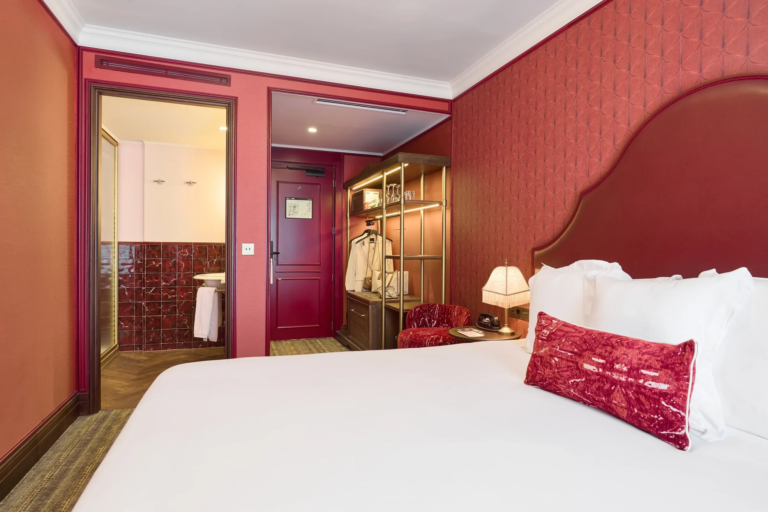Copy-of-Superior-Roja-Hotel-Espana-Ocean-Drive_07_result-scaled.webp