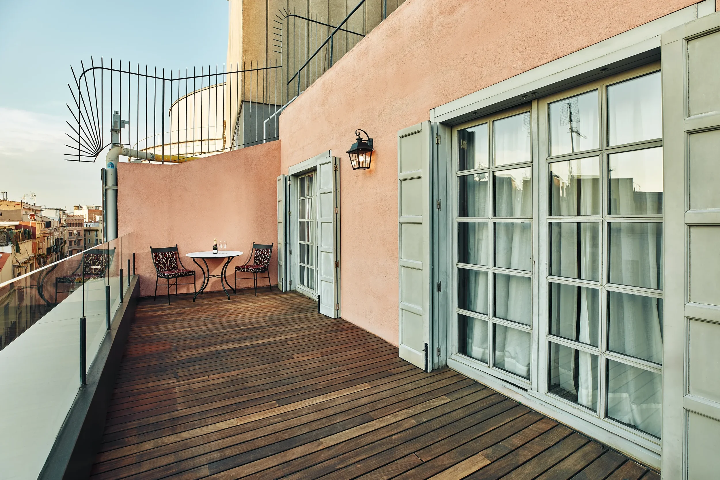 Copy-of-Suite-Hotel-Espana-Ocean-Drive_08_result-scaled.webp