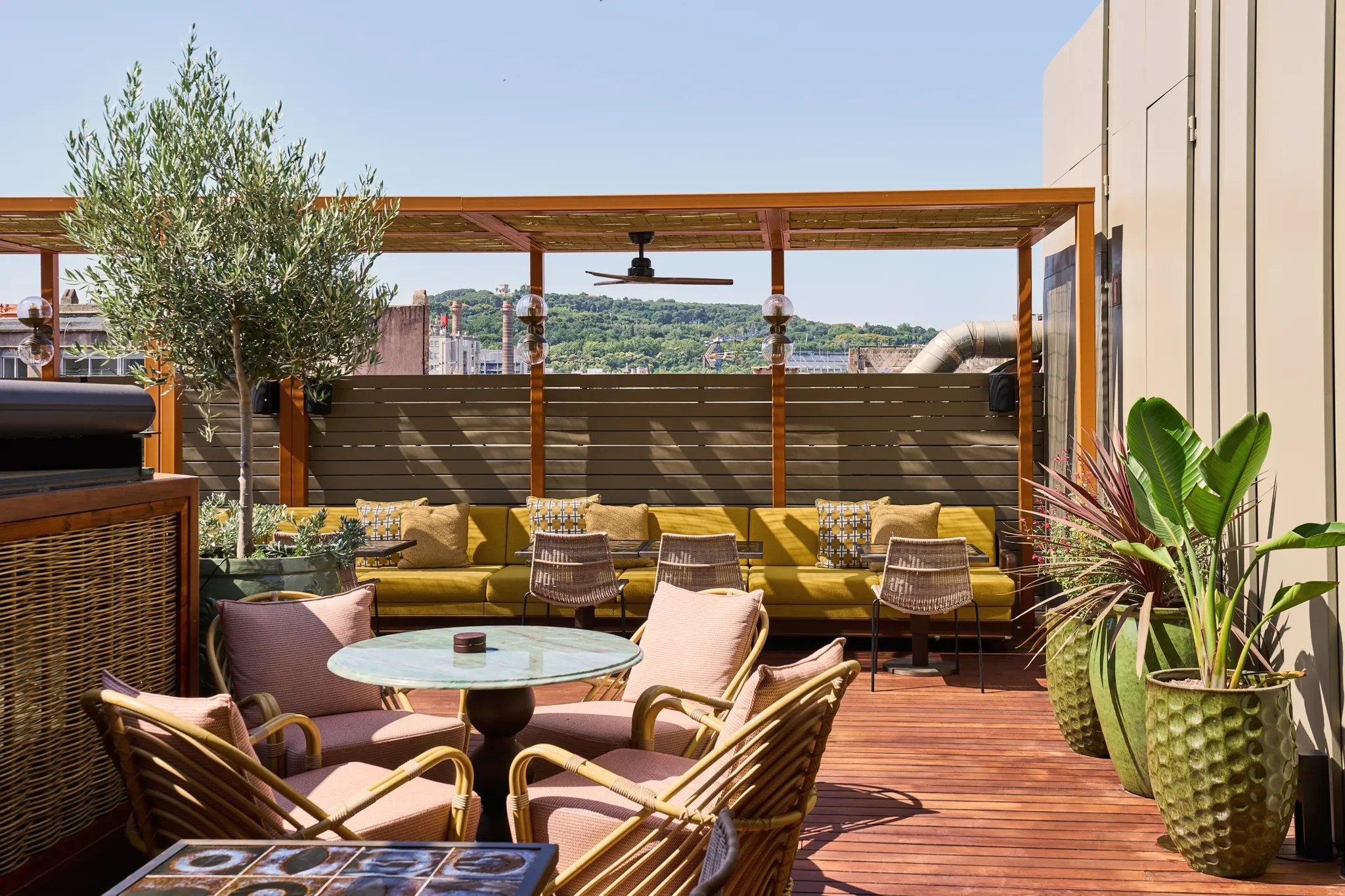 Copy-of-Skybar-Hotel-Espana-Ocean-Drive_13.webp