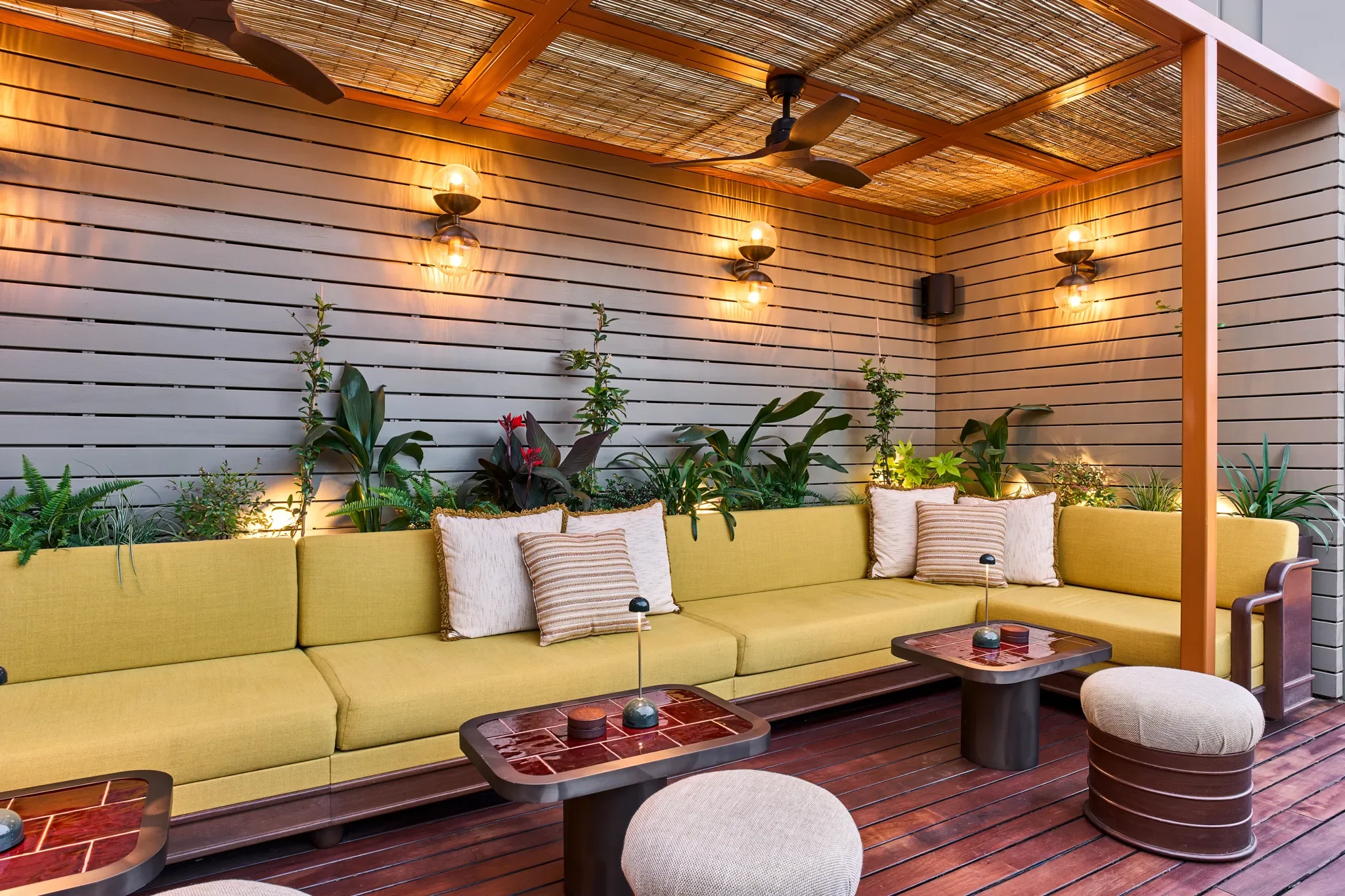 Copy-of-Skybar-Hotel-Espana-Ocean-Drive_07.webp