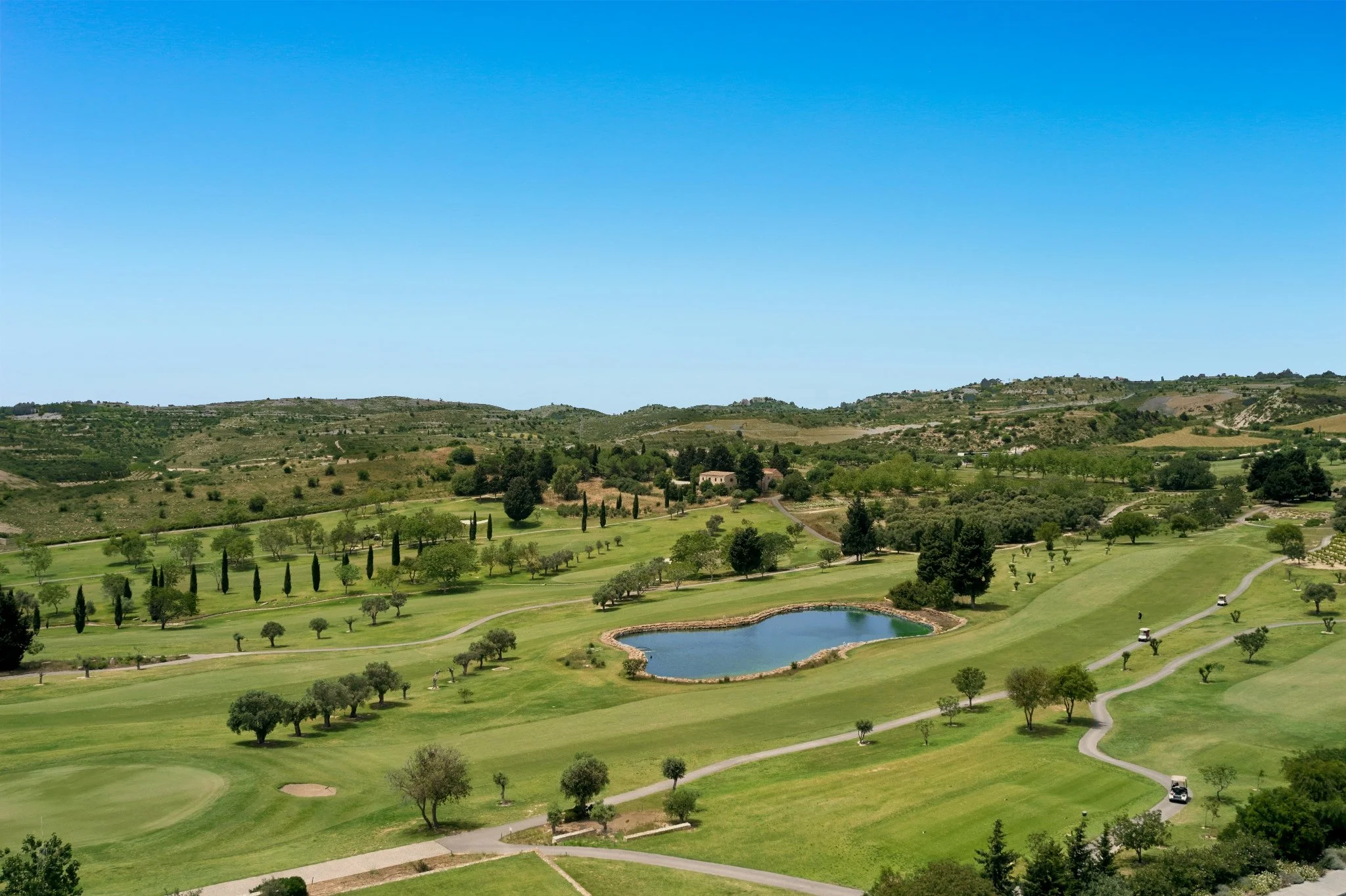 GOLF COURSE AERIAL.jpg