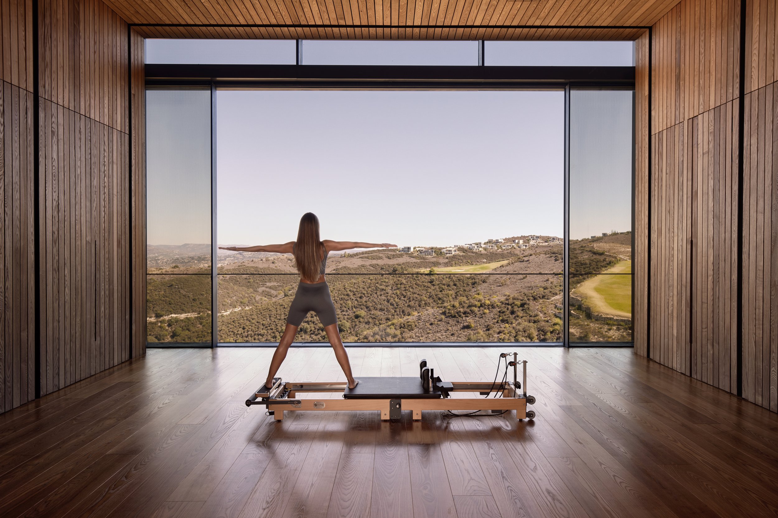 PILATES MINTHIS SPA.jpg