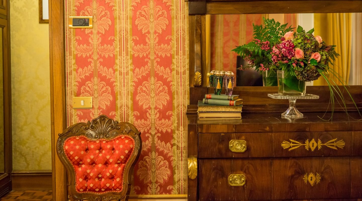 DHT_JuniorSuite_slideshow_2.jpg