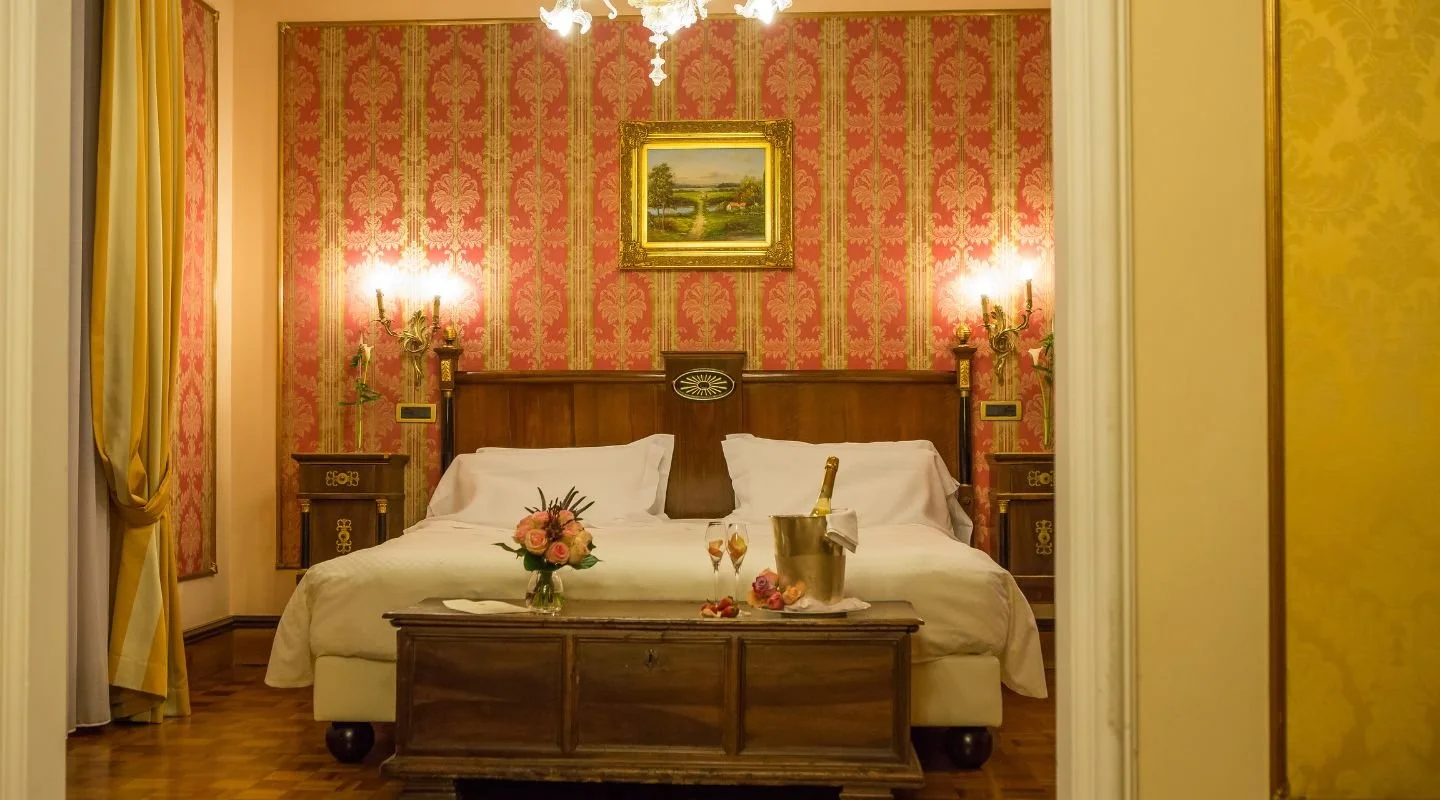 DHT_JuniorSuite_slideshow_1.jpg