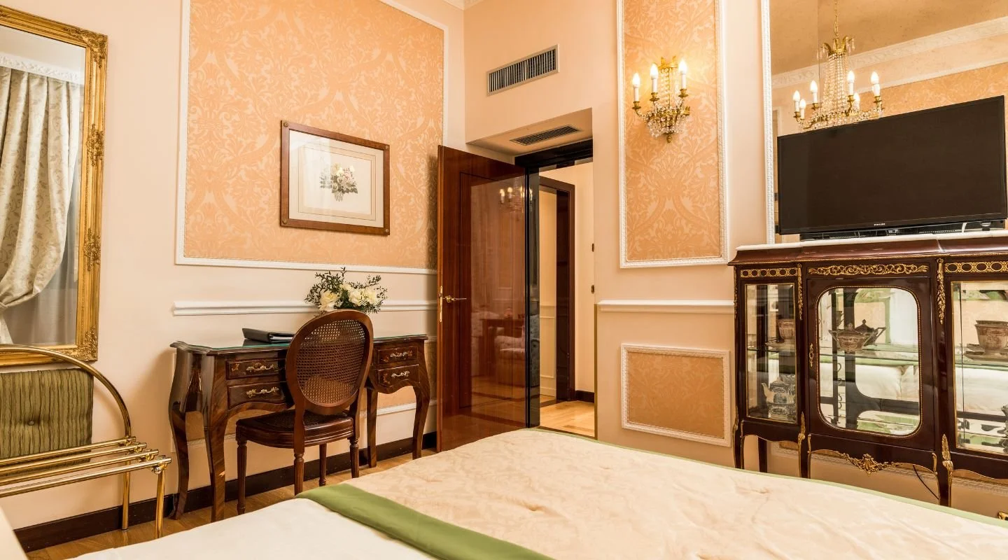 BEFI_FamilyRoom_gallery_1.jpg