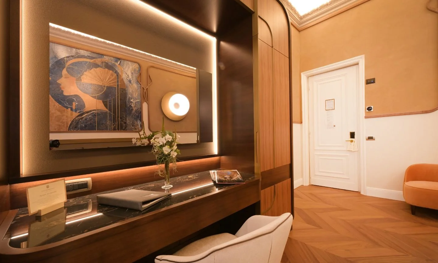 BRIGE_TerraceJuniorSuite_062026_slideshow_2.jpg