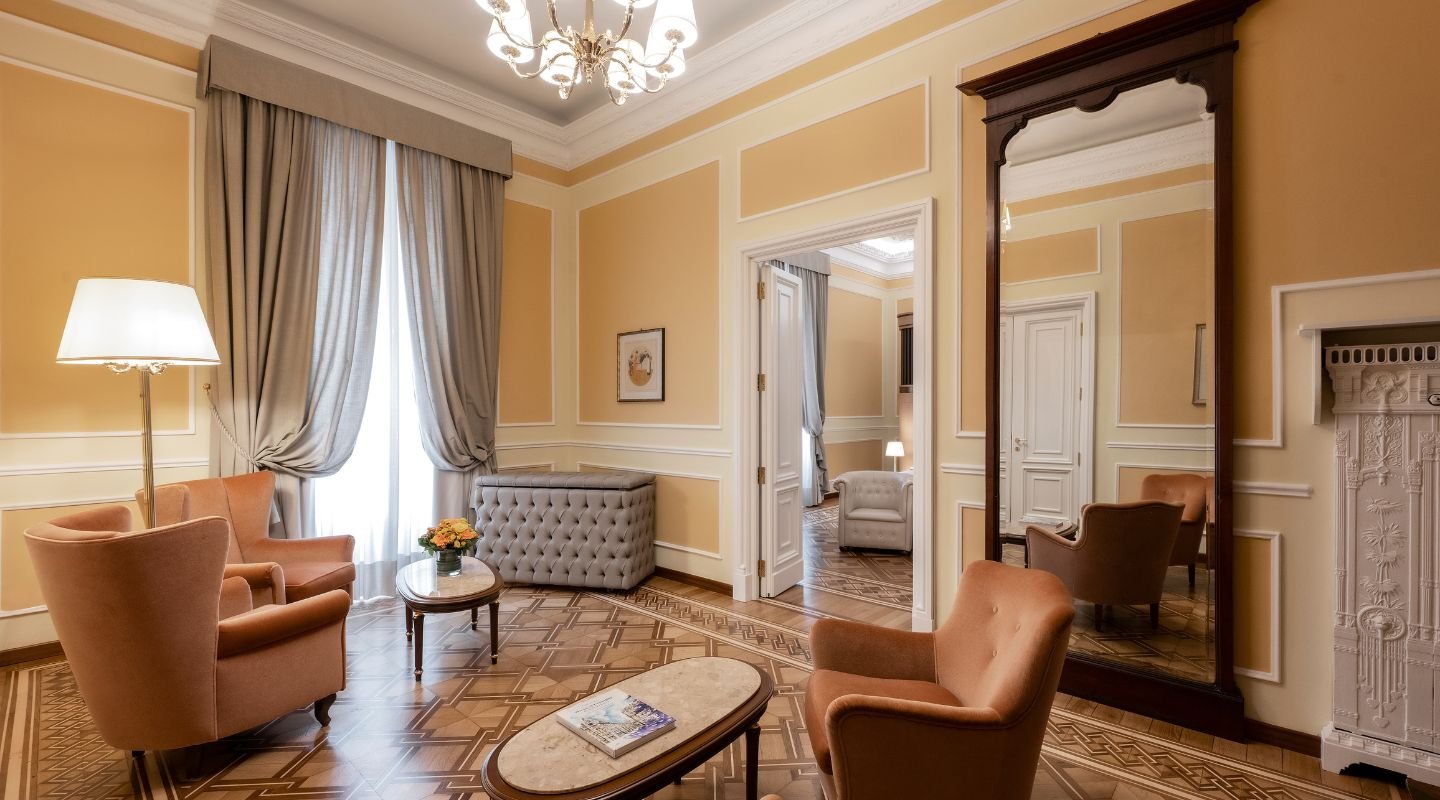 BRIGE_CameraPresidentialSuite_gallery_8.jpg