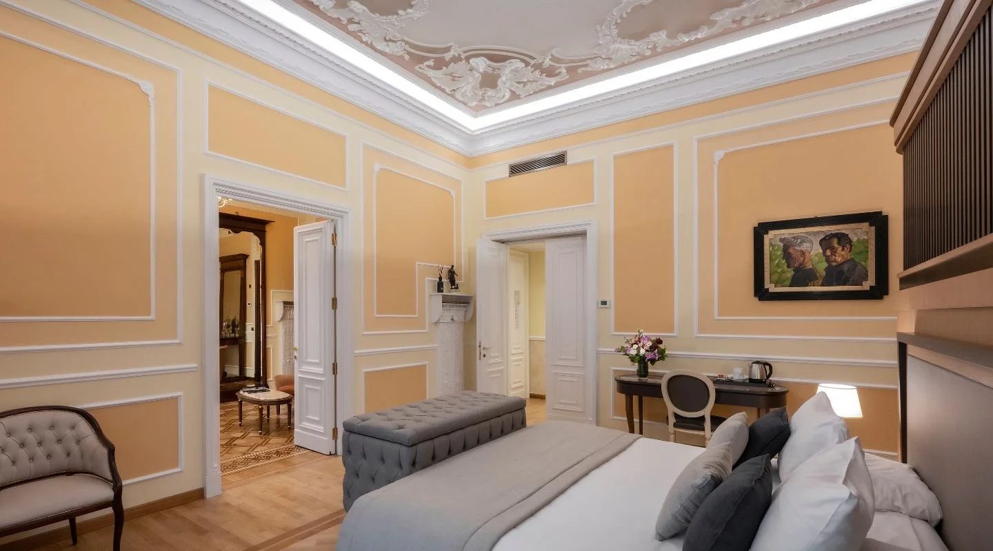 BRIGE_CameraPresidentialSuite_gallery_2.jpg