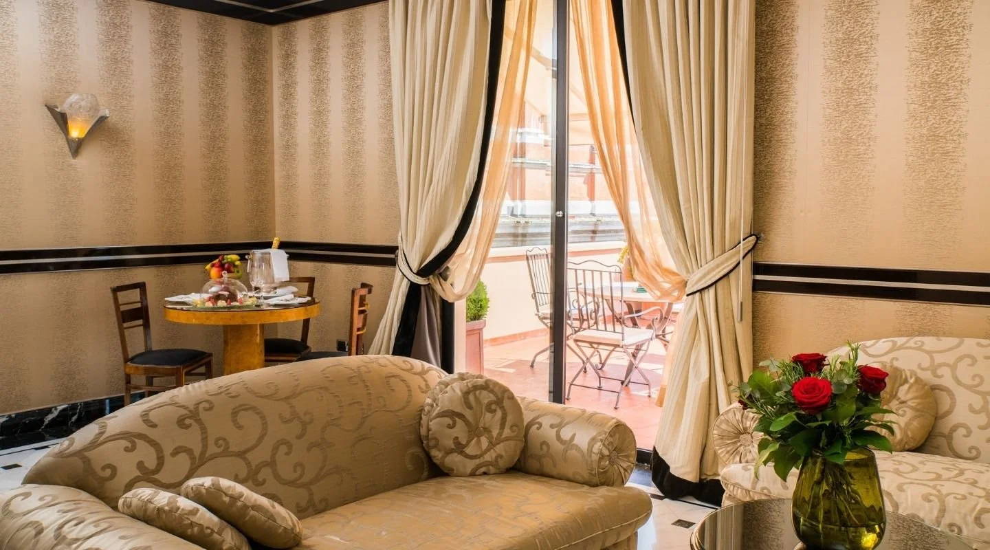 GHM_ArtDecoTerraceSuite_slideshow_1.jpg