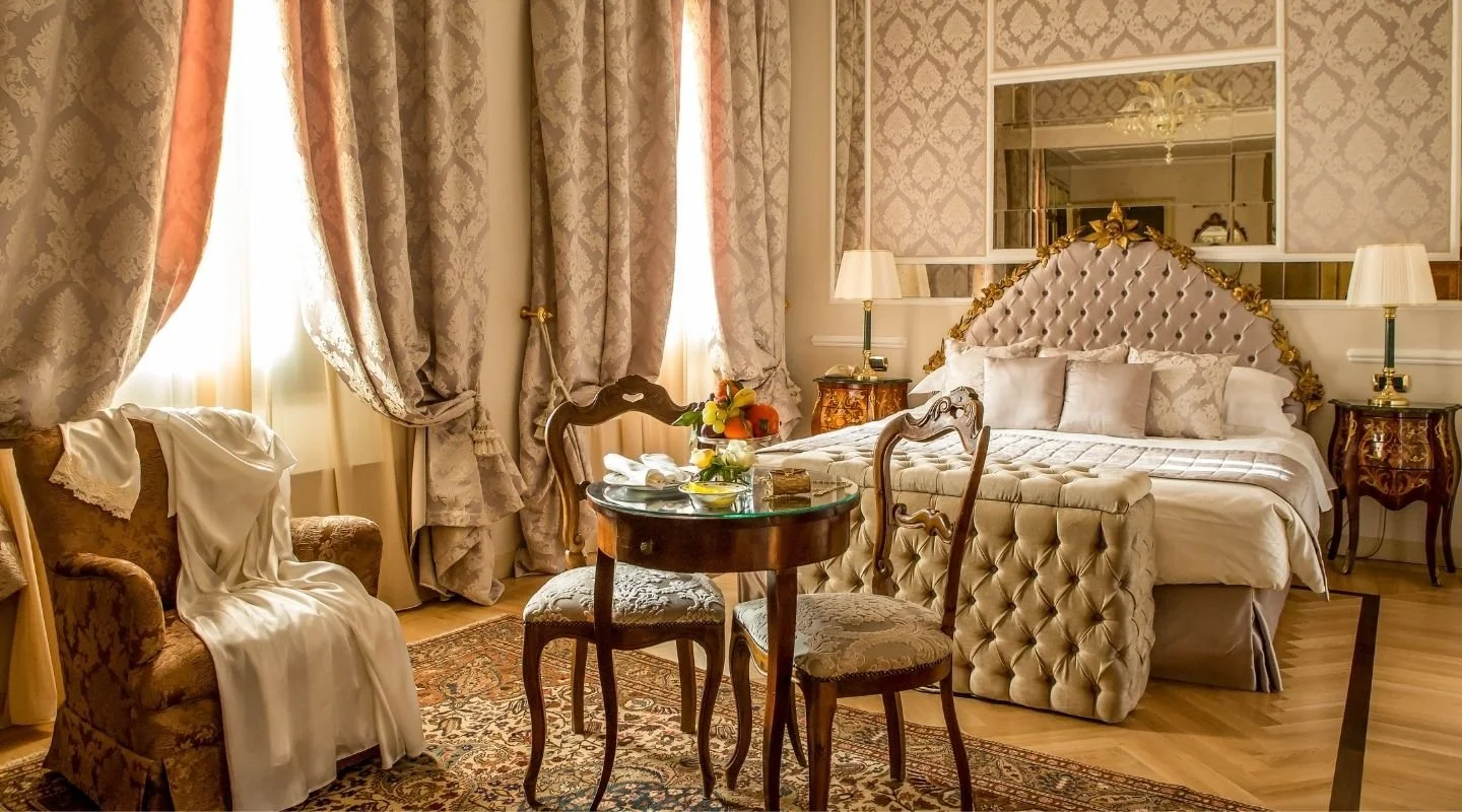 GHM_GrandDeluxe_slideshow_1.jpg