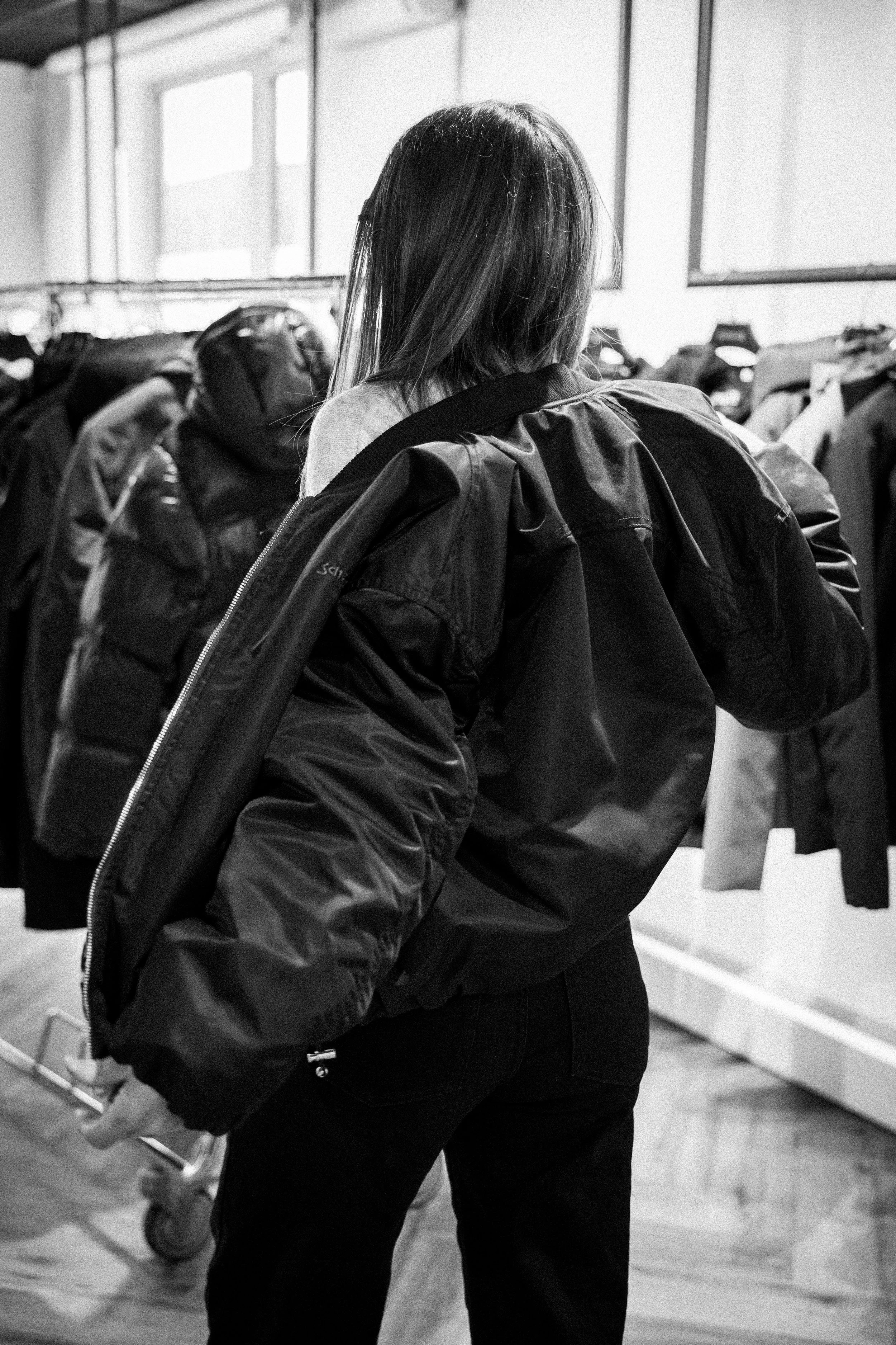 Lumina PRO photographe professionnelle basée à proximité de Saint-Nazaire, La Baule et Pornichet, accompagne les professionnels en Loire-Atlantique (44), Vendée et dans le Grand Ouest pour la création de contenus visuels, reportages photo, portraits 